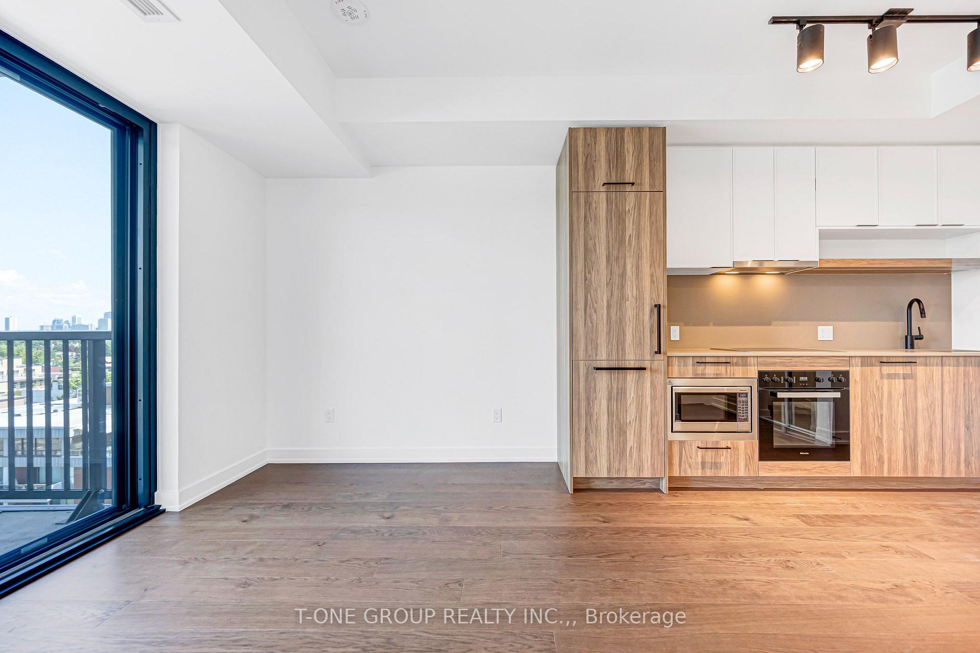 Photo 15 of Unit 1210, 91 Montclair Avenue, Toronto, Forest Hill South — HOMEH