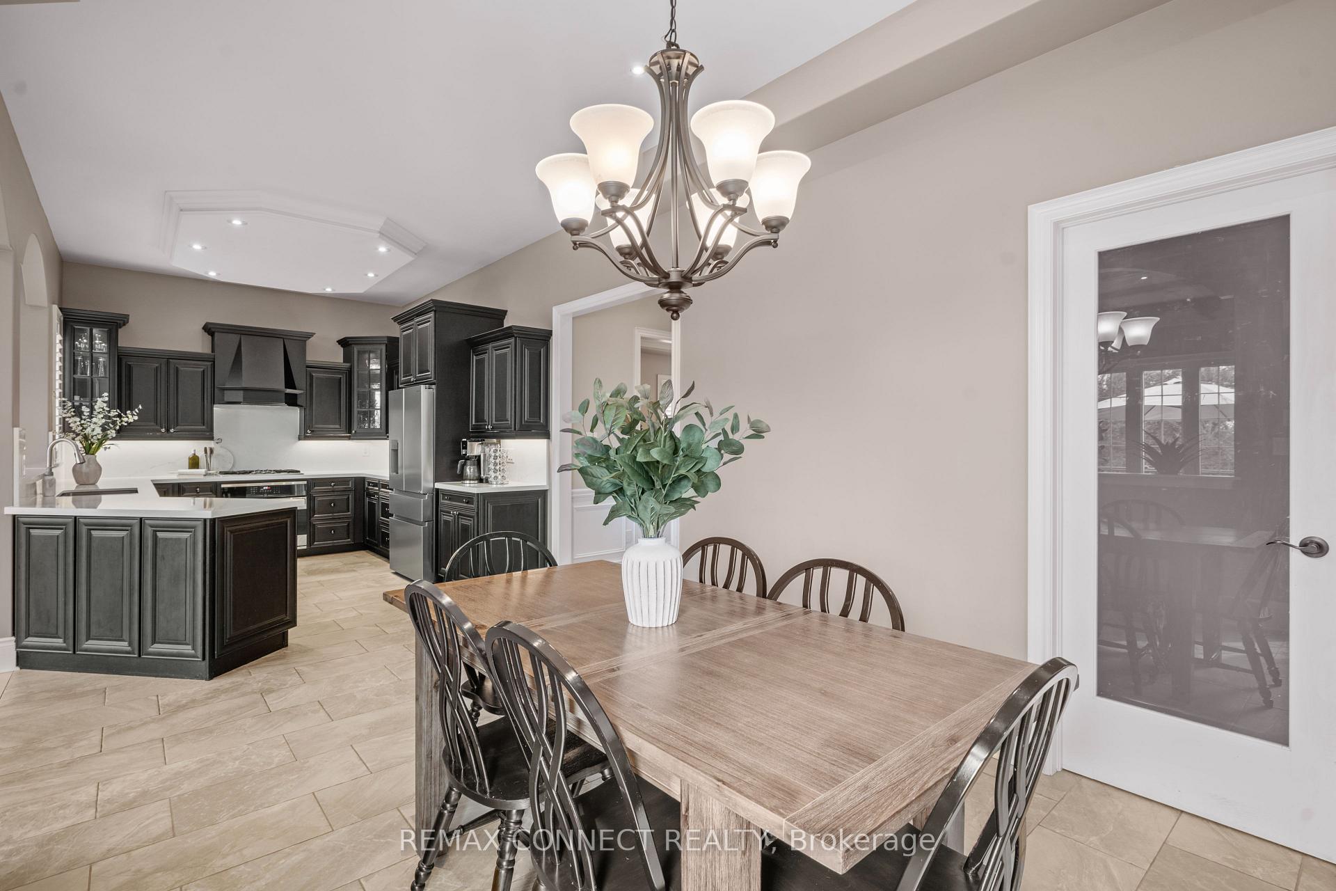 Photo 17 of 120 Sharplin Drive, Ajax, South East — HOMEH