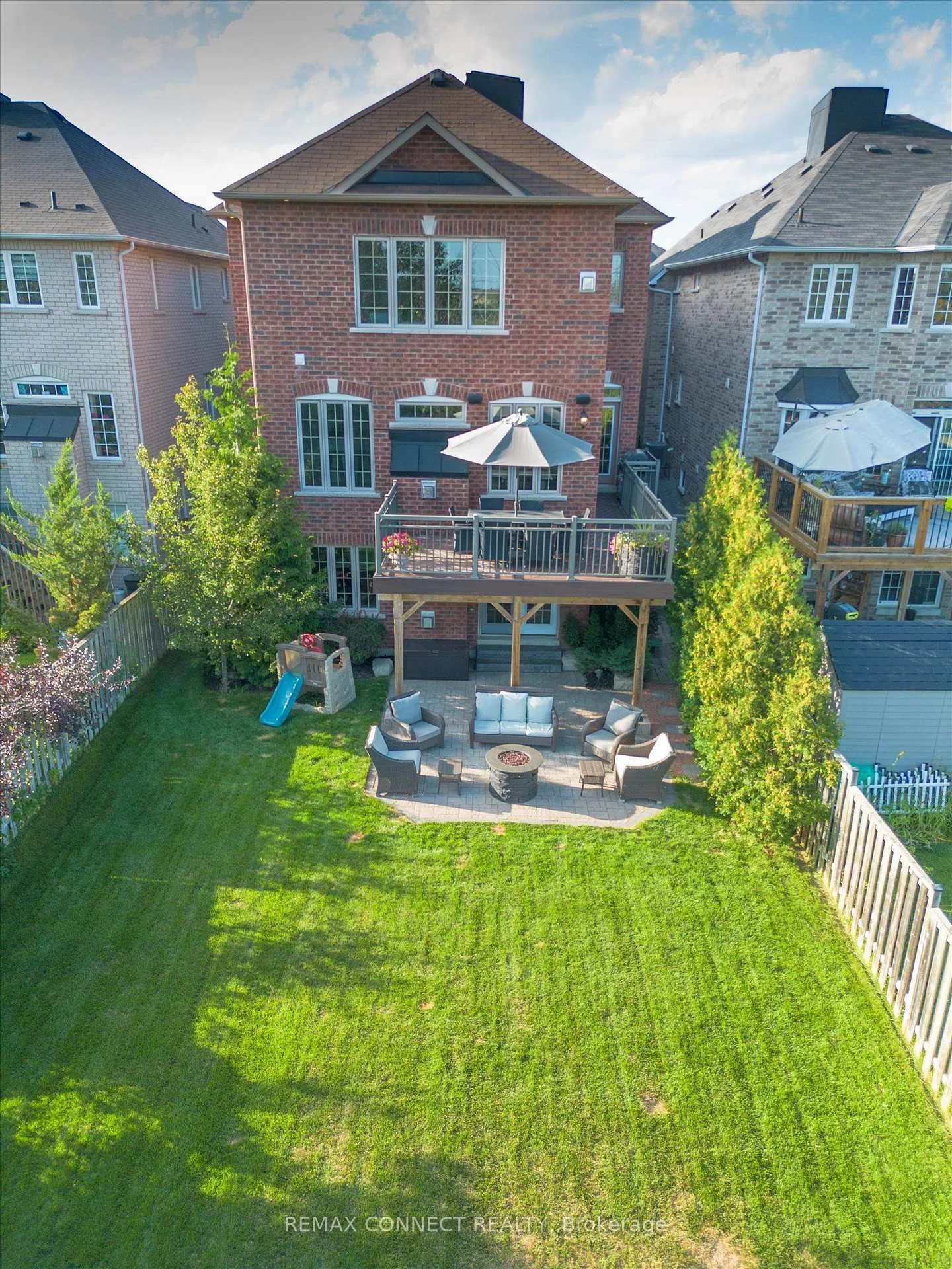 Photo 60 of 120 Sharplin Drive, Ajax, South East — HOMEH