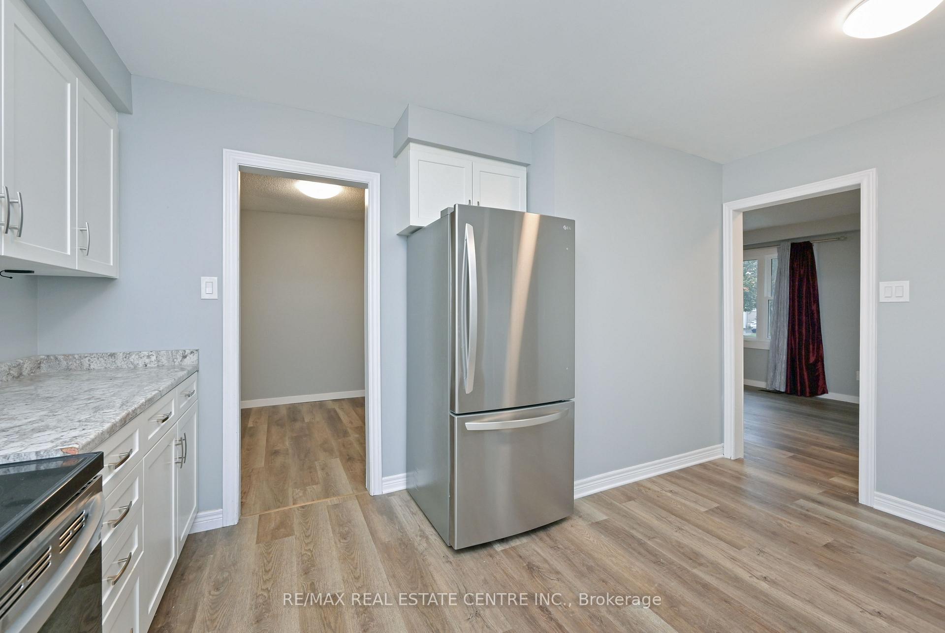 Photo 7 of 116 Burbank Crescent, Orangeville — HOMEH