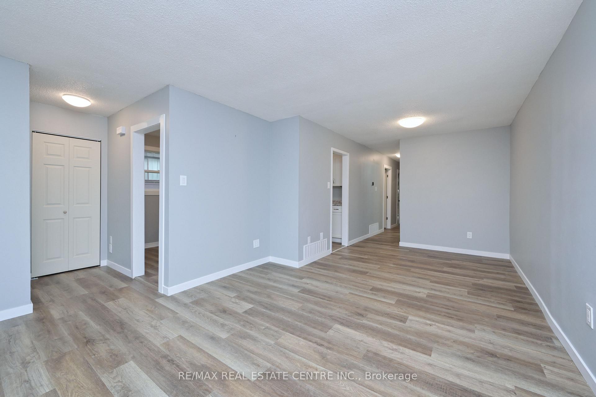 Photo 11 of 116 Burbank Crescent, Orangeville — HOMEH