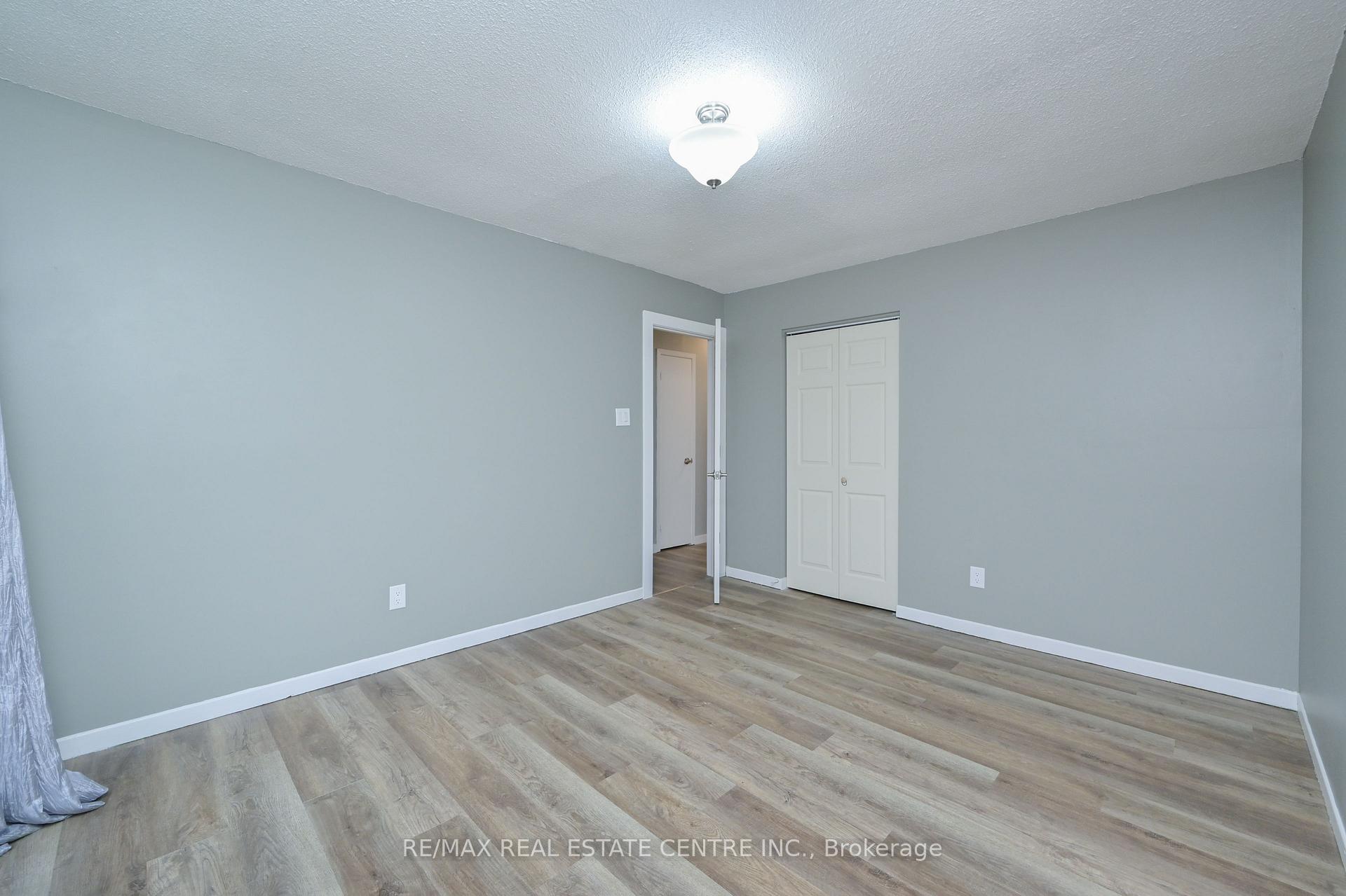 Photo 14 of 116 Burbank Crescent, Orangeville — HOMEH