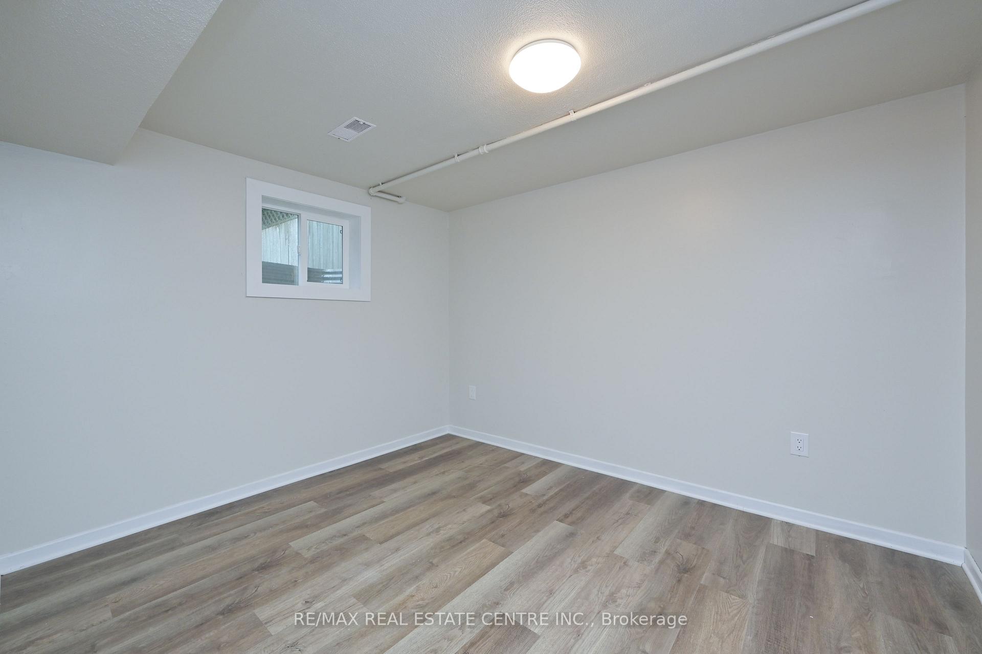Photo 25 of 116 Burbank Crescent, Orangeville — HOMEH