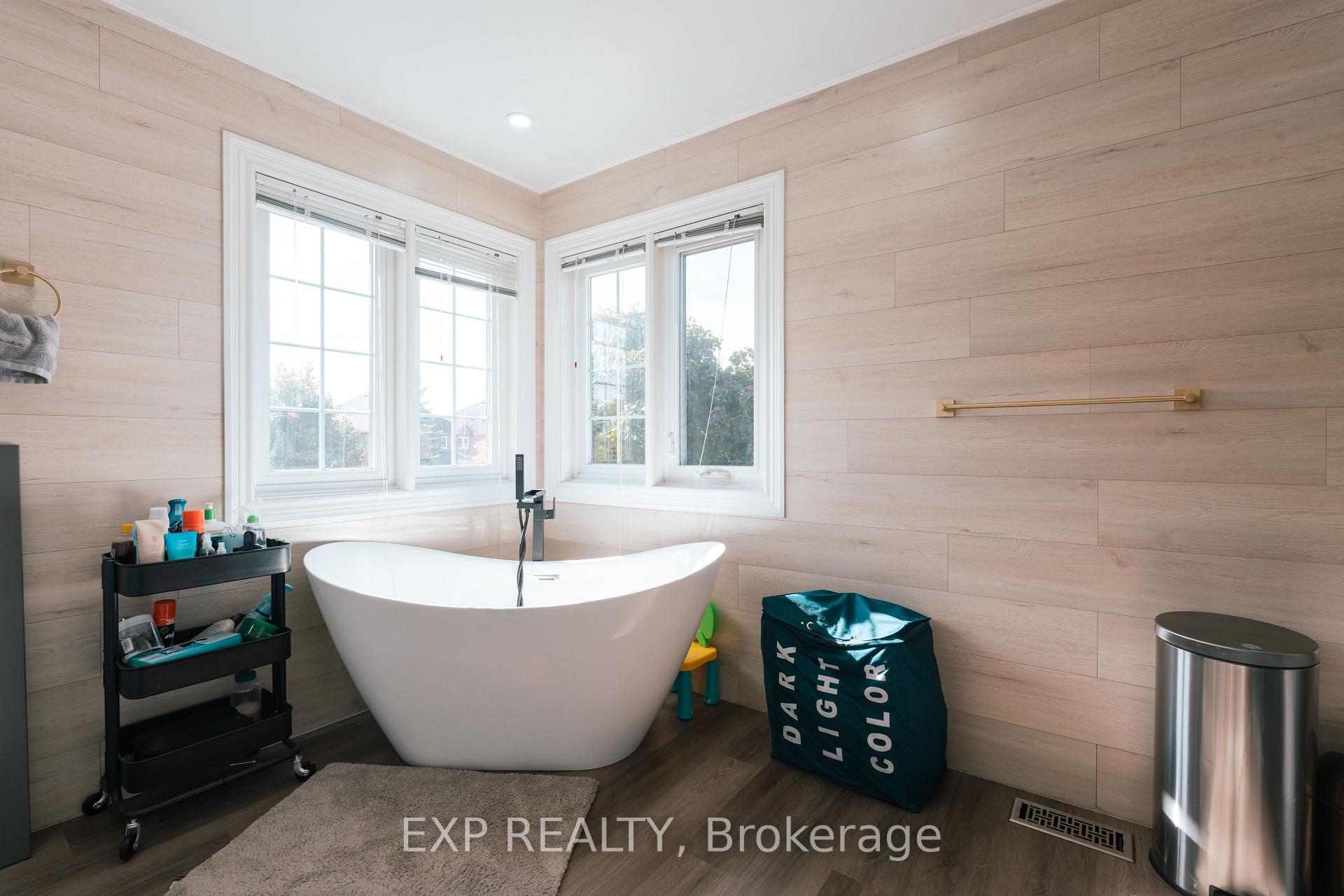 Photo 26 of Unit Upper, 206 Drinkwater Road, Brampton, Fletcher's West — HOMEH
