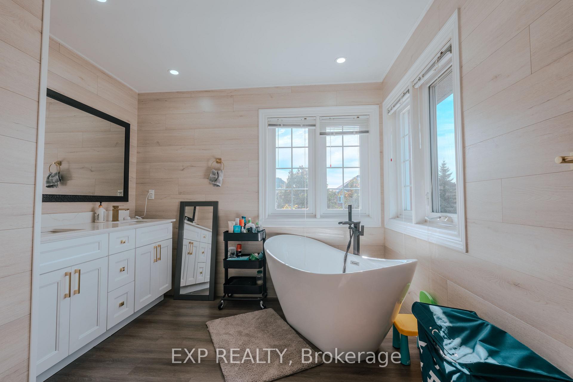 Photo 27 of Unit Upper, 206 Drinkwater Road, Brampton, Fletcher's West — HOMEH