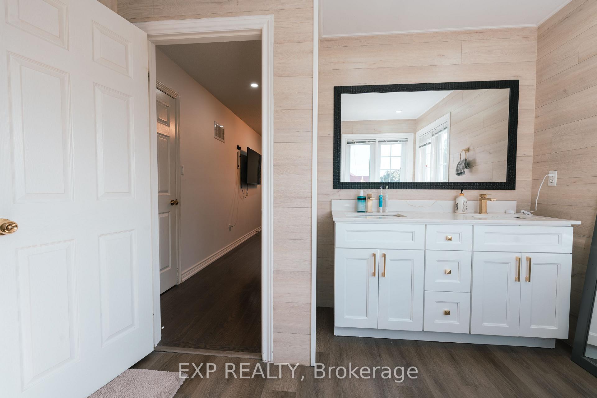 Photo 29 of Unit Upper, 206 Drinkwater Road, Brampton, Fletcher's West — HOMEH