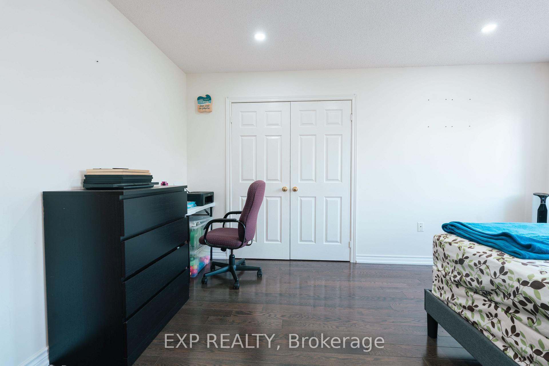 Photo 40 of Unit Upper, 206 Drinkwater Road, Brampton, Fletcher's West — HOMEH
