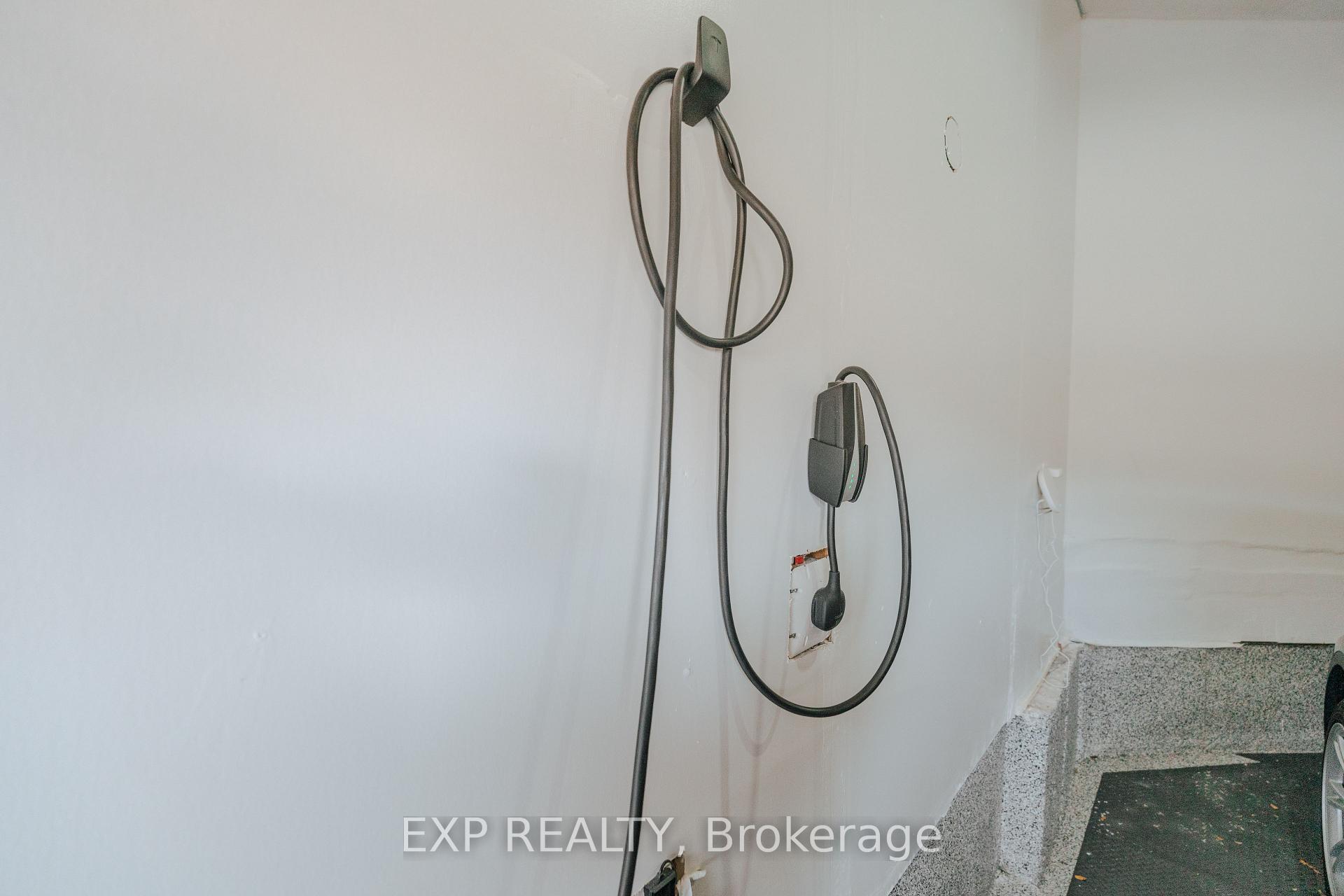 Photo 48 of Unit Upper, 206 Drinkwater Road, Brampton, Fletcher's West — HOMEH