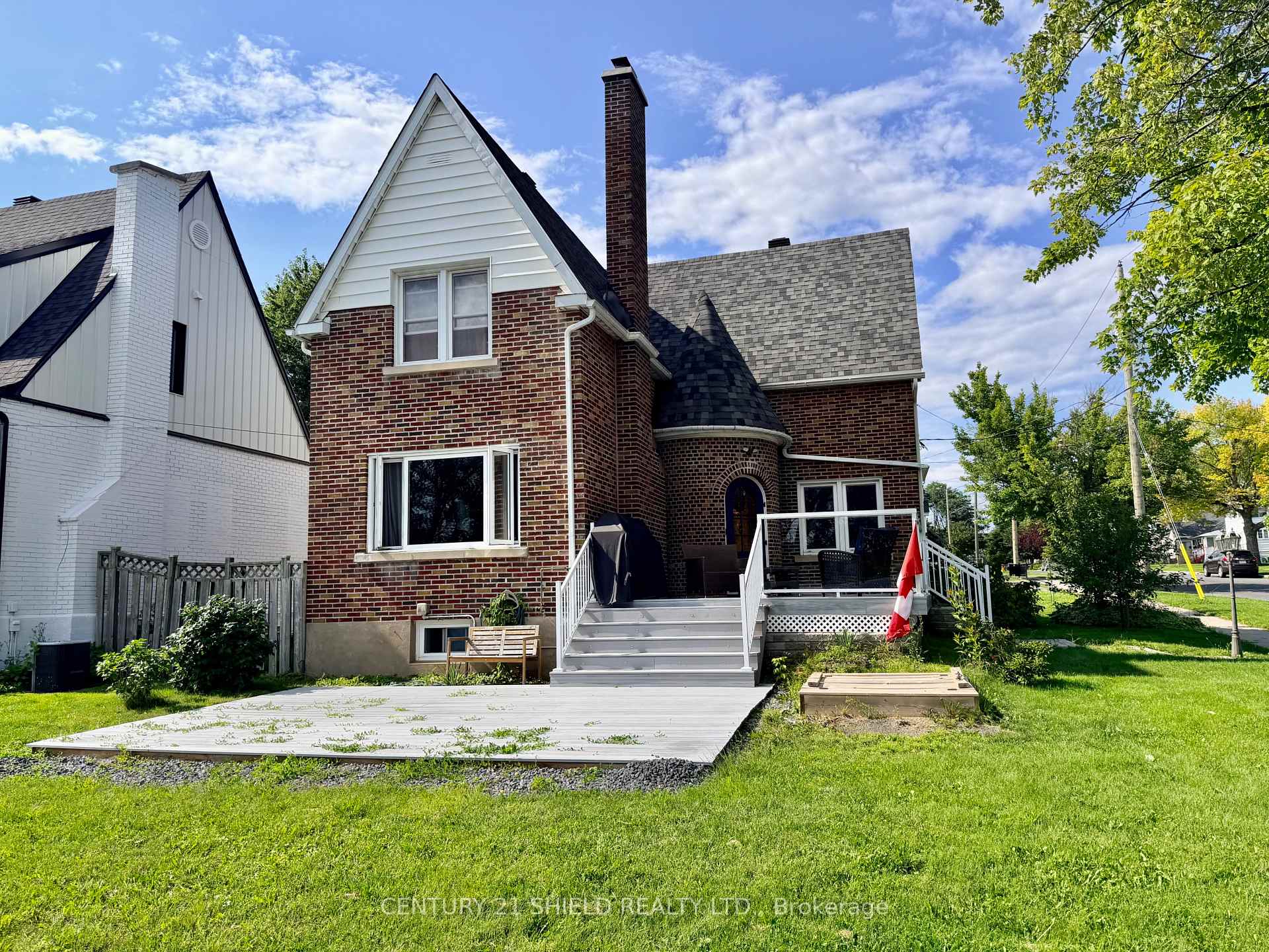 Photo 1 of 1506 Montreal Road, Cornwall, Cornwall — HOMEH