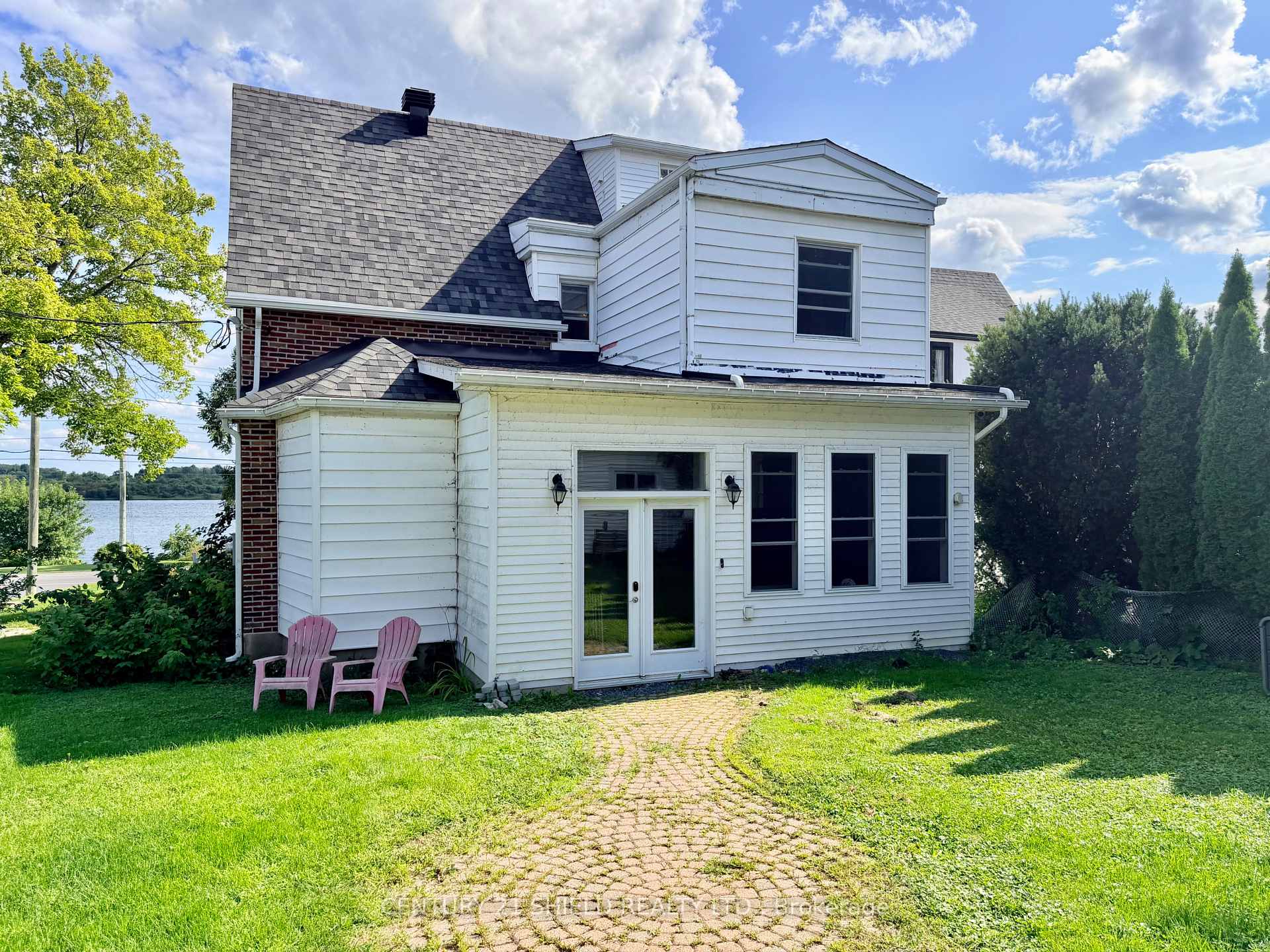 Photo 7 of 1506 Montreal Road, Cornwall, Cornwall — HOMEH