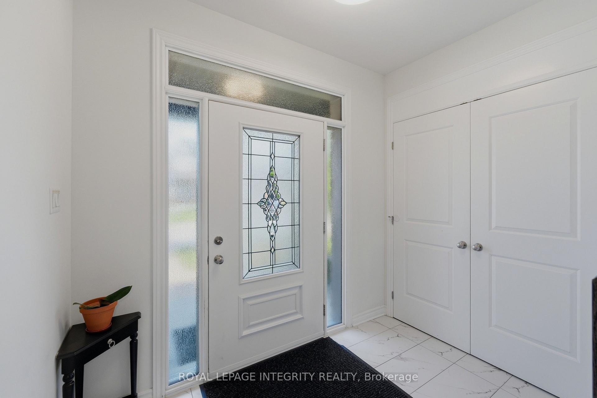 Photo 3 of 43 Cento Way, Ottawa, Stittsville (North) — HOMEH