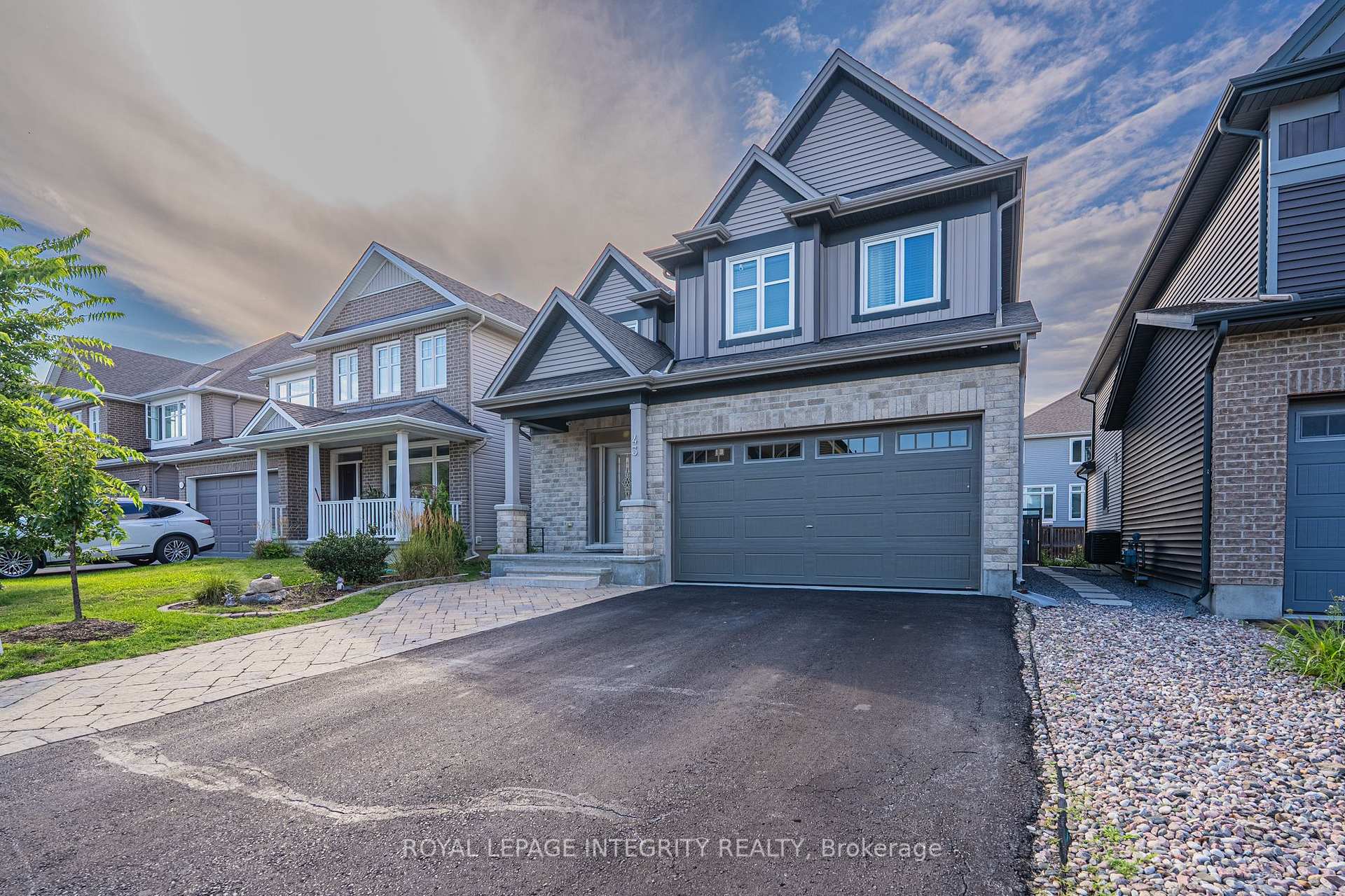 Photo 2 of 43 Cento Way, Ottawa, Stittsville (North) — HOMEH