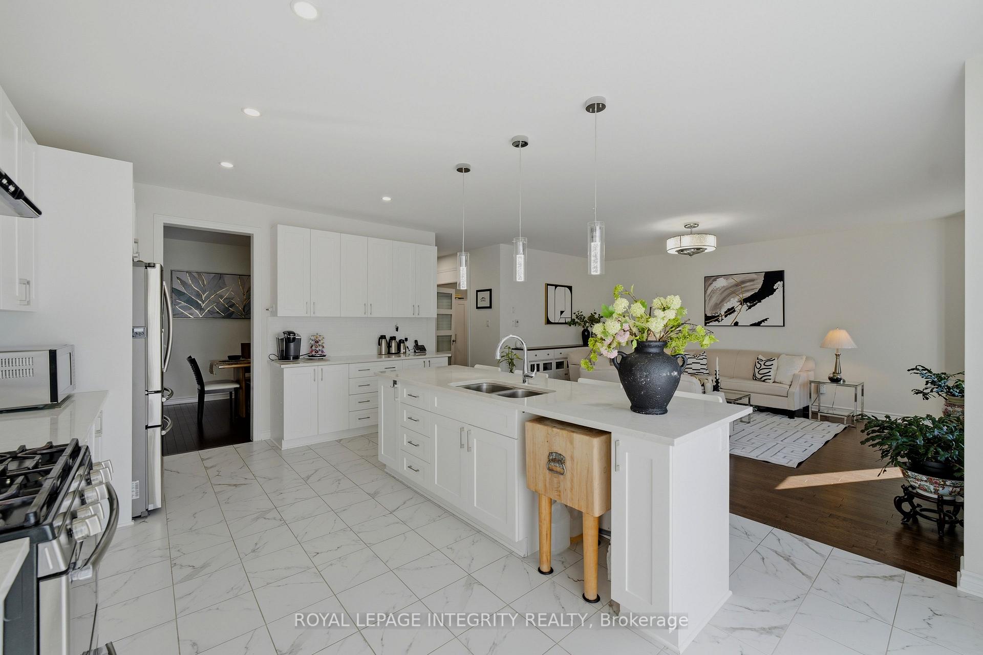 Photo 14 of 43 Cento Way, Ottawa, Stittsville (North) — HOMEH
