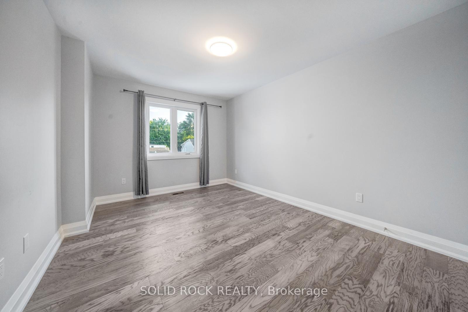 Photo 26 of 5641 Temperance Avenue, Niagara Falls, Hospital — HOMEH