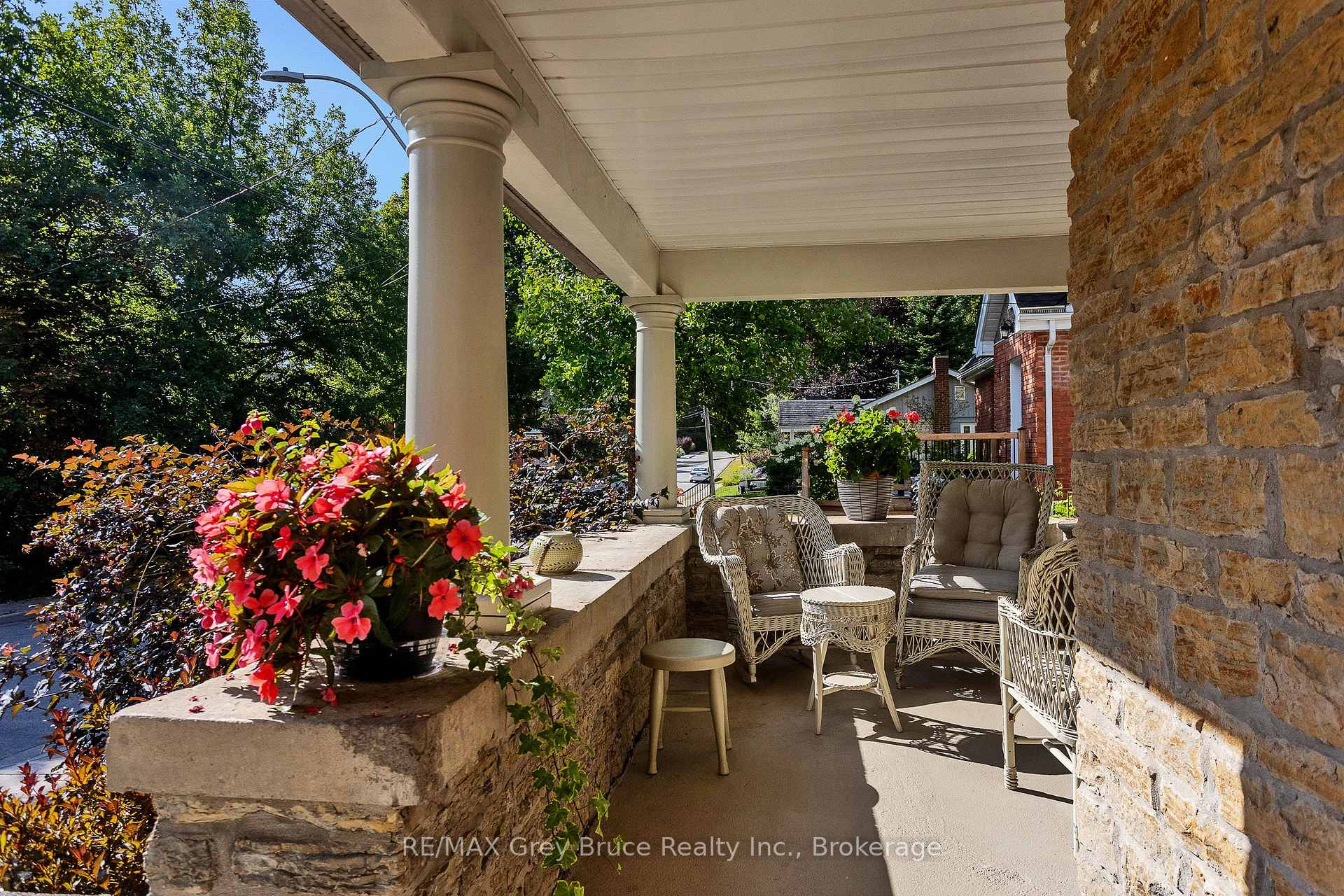 Photo 7 of 772 3rd Avenue W, Owen Sound — HOMEH