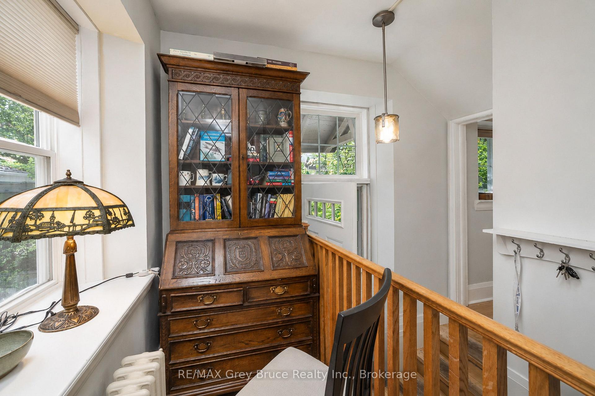 Photo 16 of 772 3rd Avenue W, Owen Sound — HOMEH
