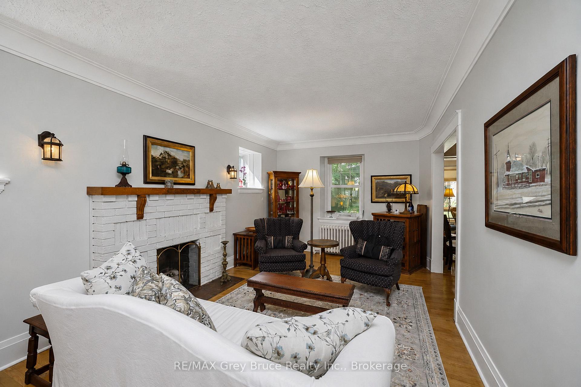 Photo 18 of 772 3rd Avenue W, Owen Sound — HOMEH