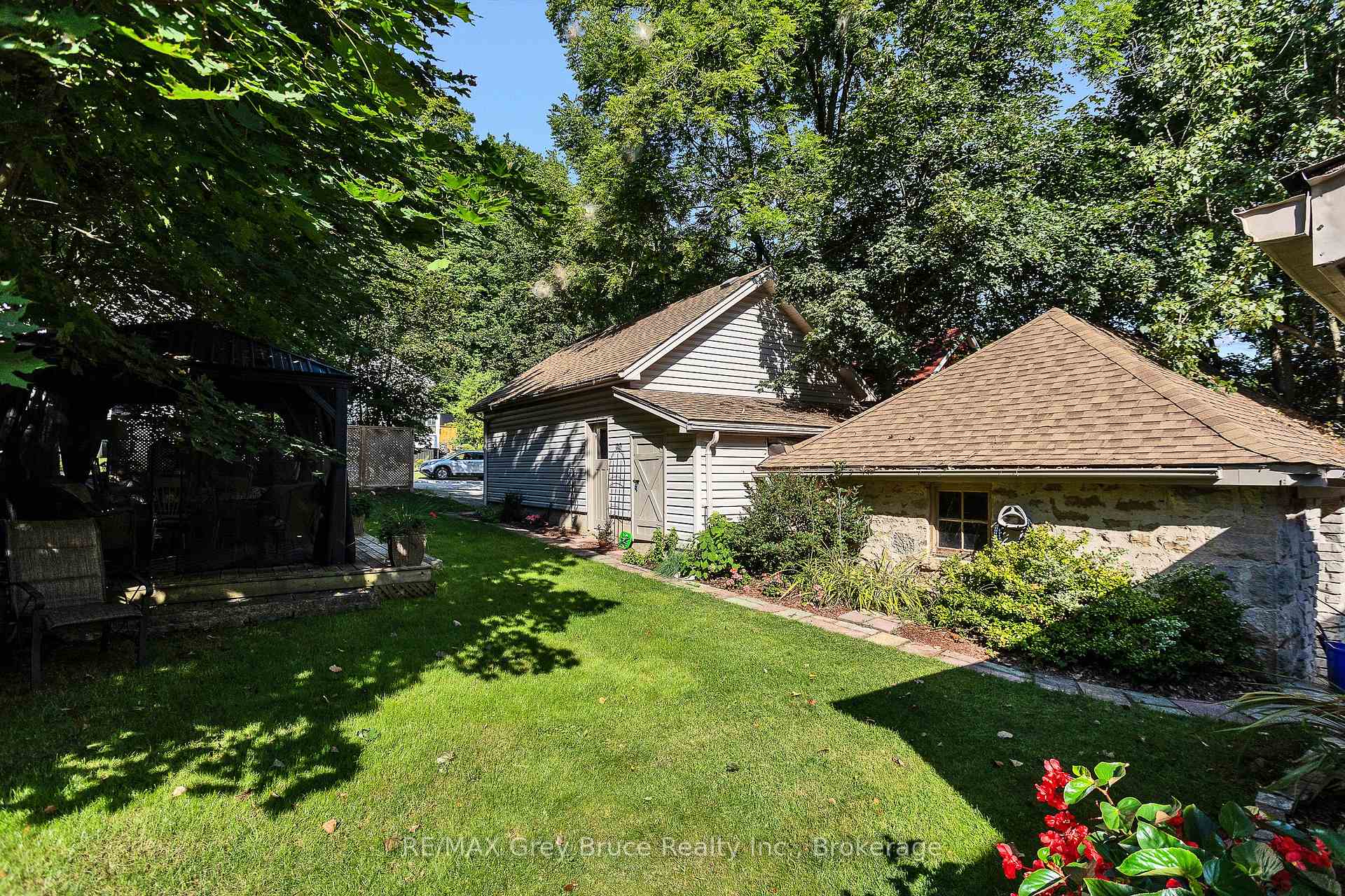 Photo 45 of 772 3rd Avenue W, Owen Sound — HOMEH