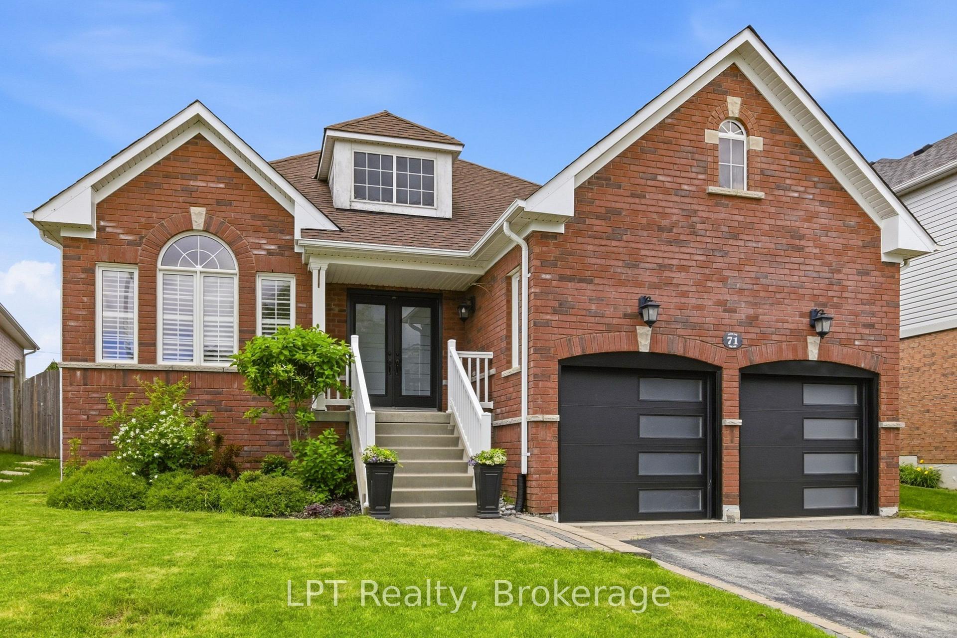 Photo of 111 Lunney Crescent