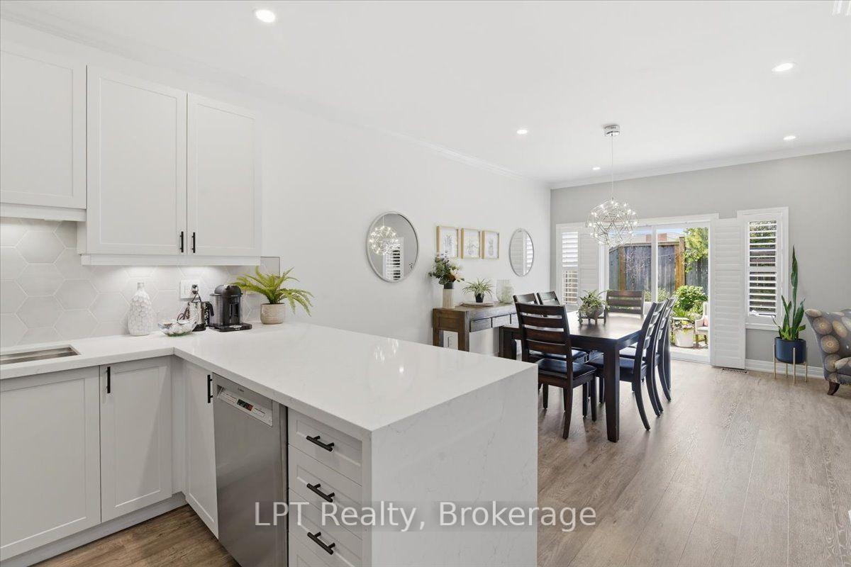 Photo 12 of 111 Lunney Crescent, Clarington, Bowmanville — HOMEH