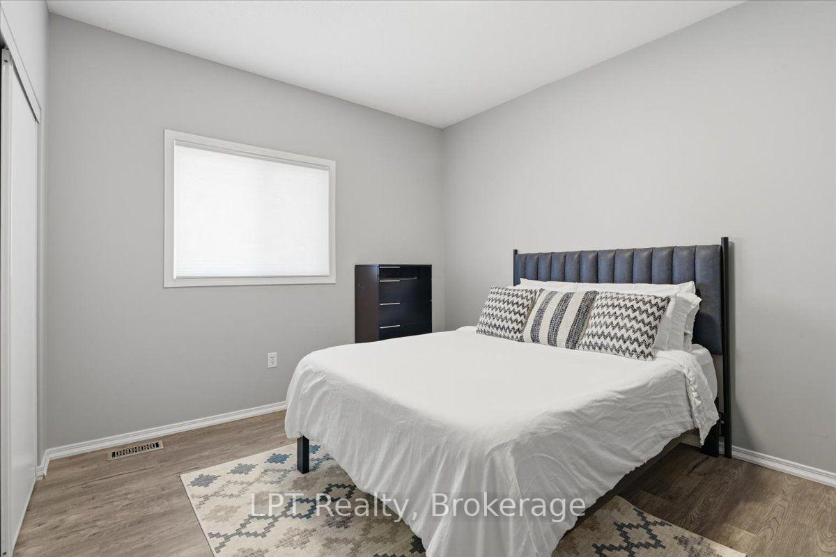 Photo 19 of 111 Lunney Crescent, Clarington, Bowmanville — HOMEH