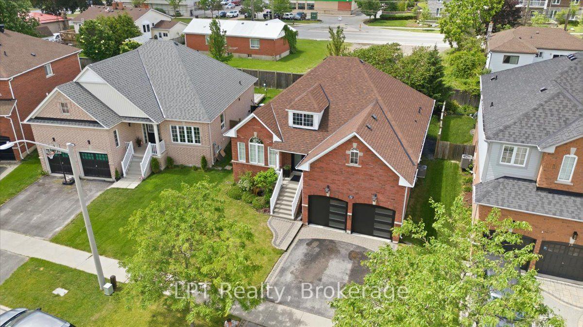 Photo 28 of 111 Lunney Crescent, Clarington, Bowmanville — HOMEH