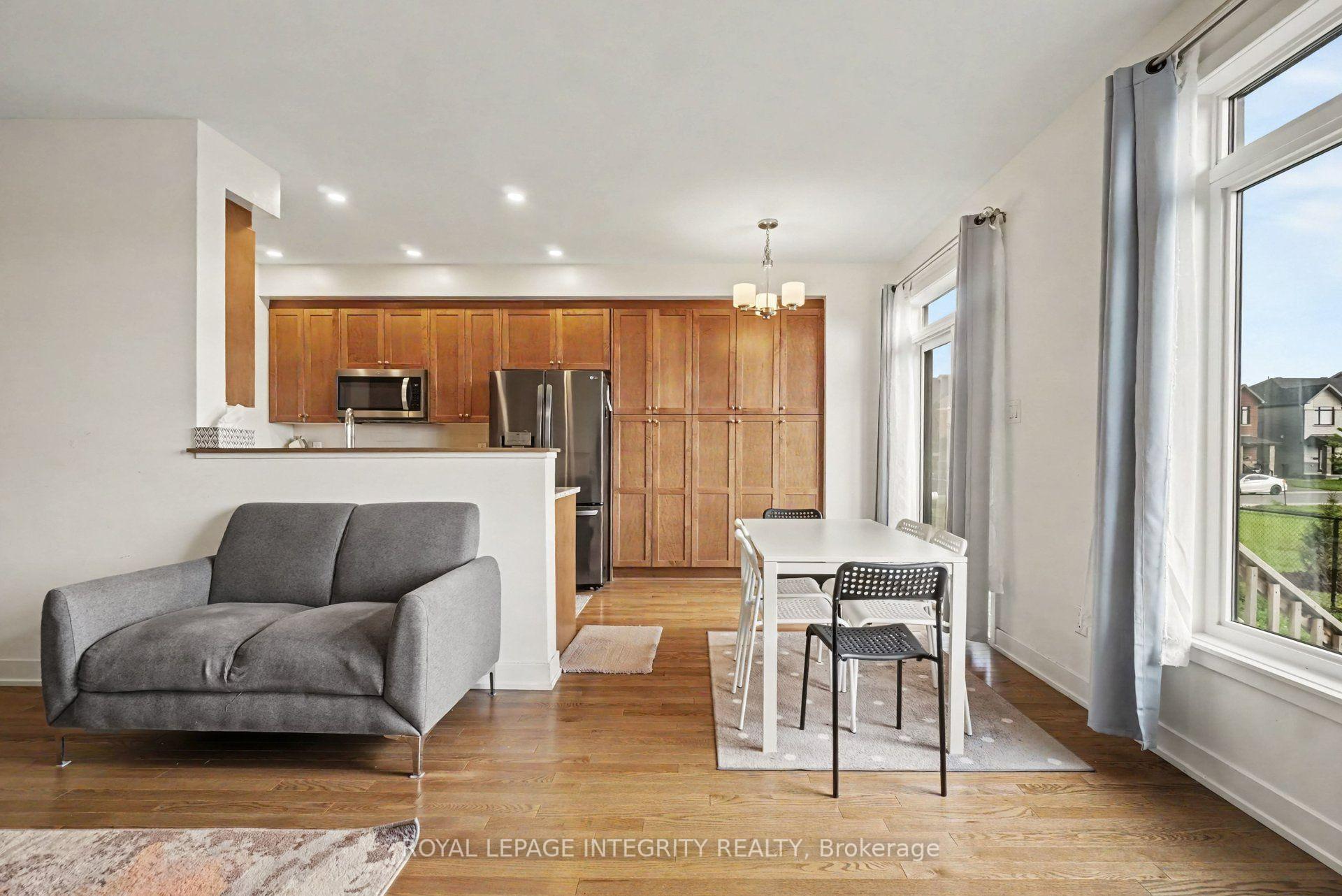 Photo 6 of 226 Monticello Avenue, Ottawa, Kanata - Emerald Meadows/Trailwest — HOMEH