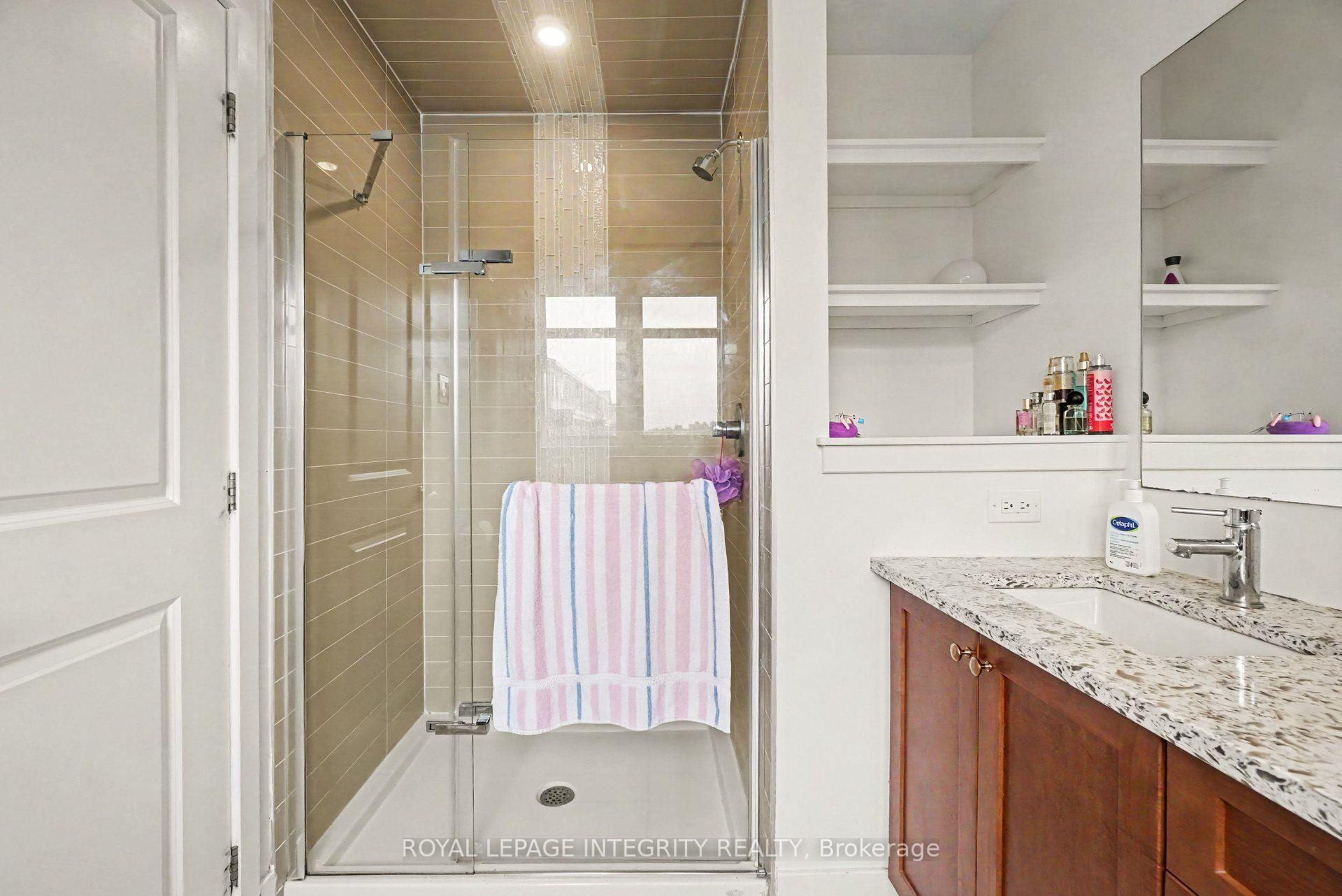 Photo 19 of 226 Monticello Avenue, Ottawa, Kanata - Emerald Meadows/Trailwest — HOMEH