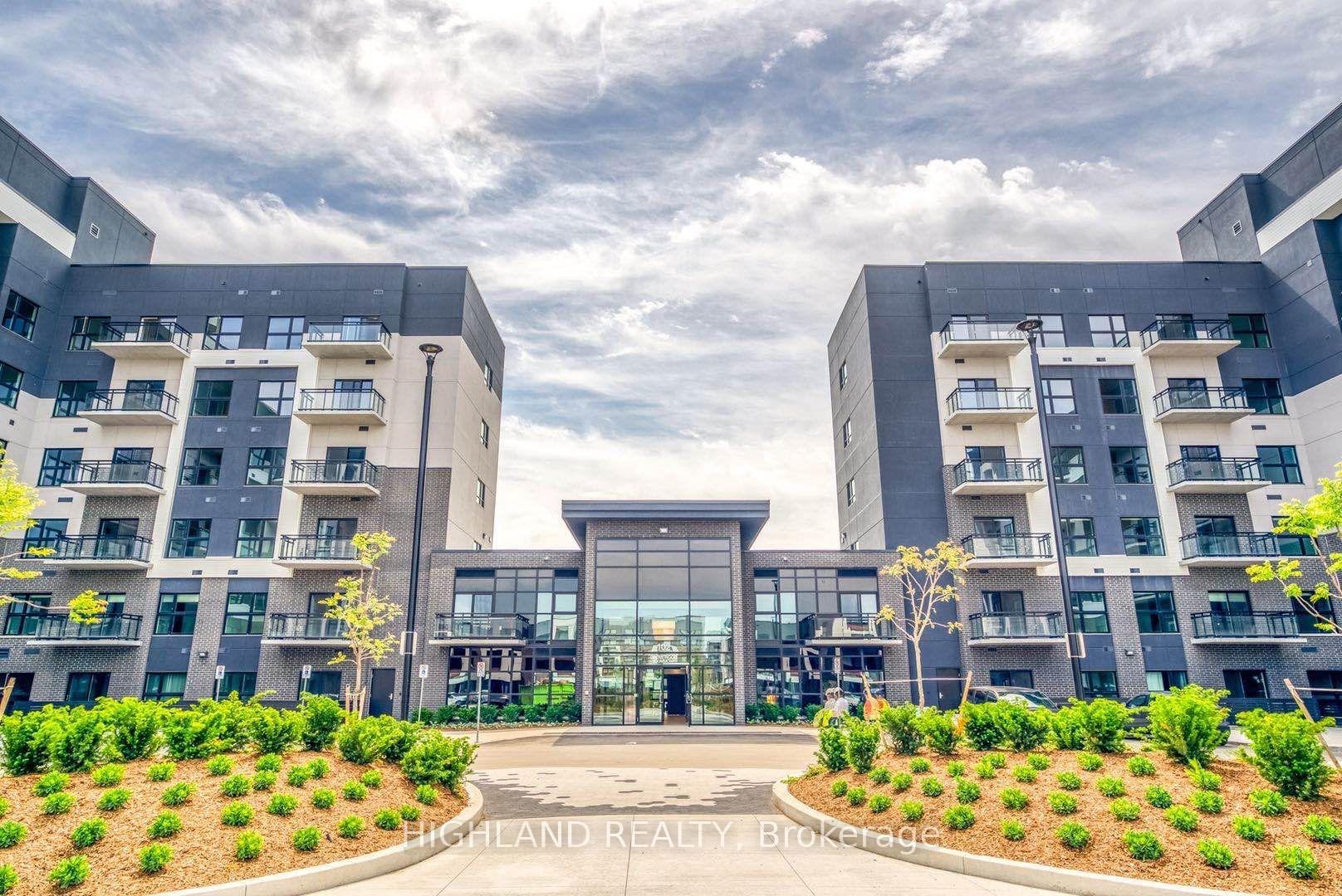 Front of Unit 129, 102 Grovewood Common