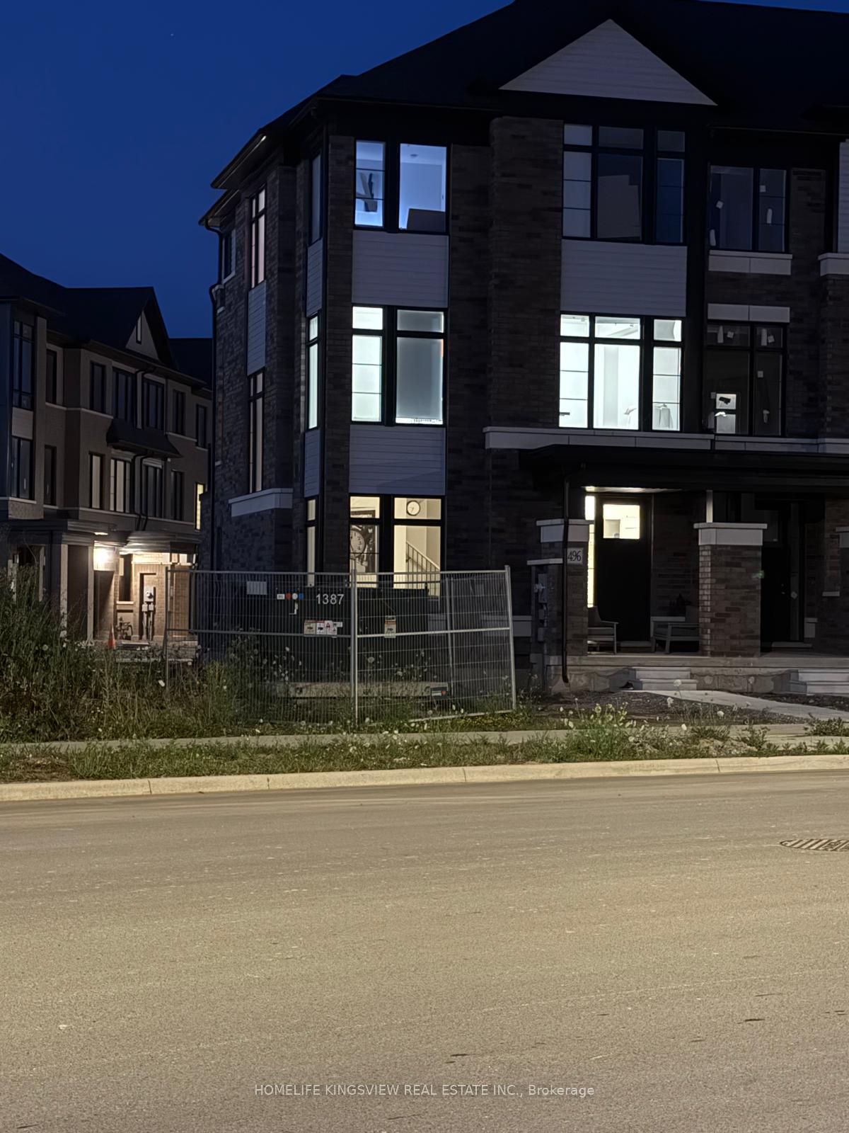 Photo 5 of 496 Provident Way, Hamilton, Mount Hope — HOMEH