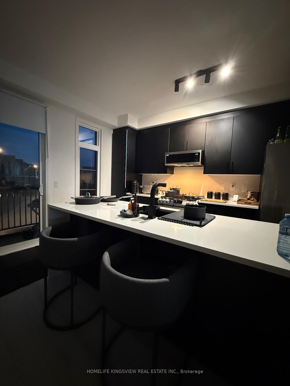 Photo 10 of 496 Provident Way, Hamilton, Mount Hope — HOMEH