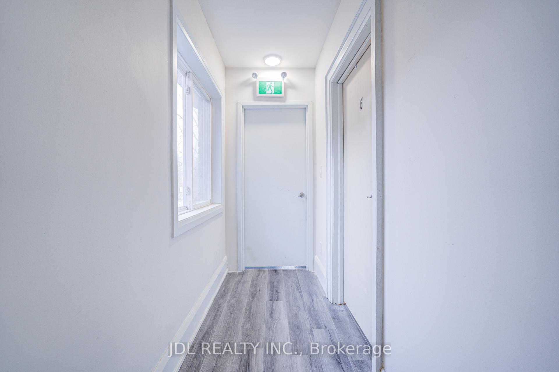 Photo 1 of Unit 6, 5 Sorauren Avenue, Toronto, Roncesvalles — HOMEH