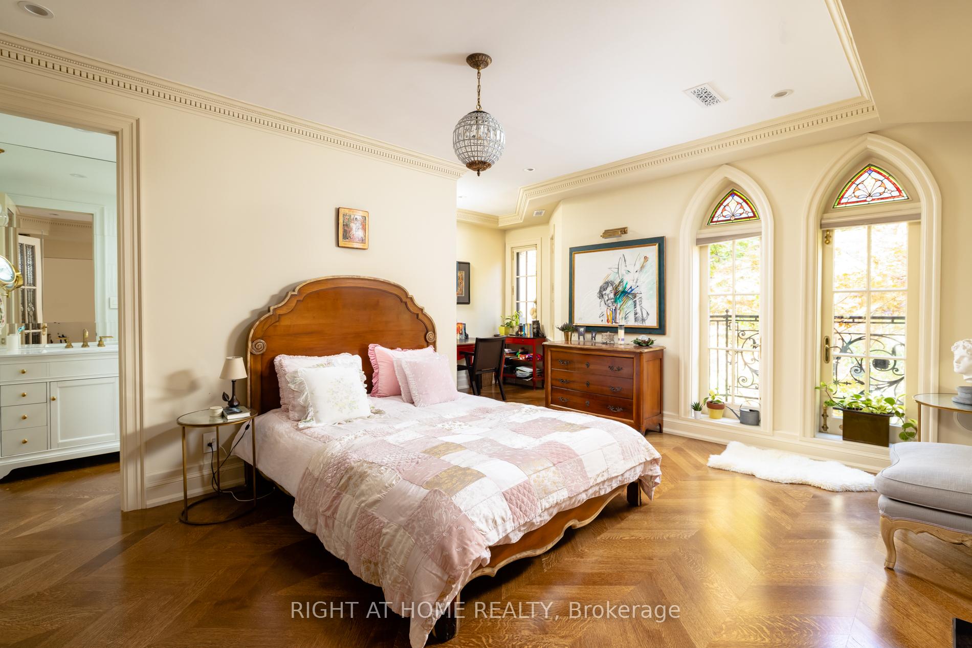 Photo 12 of 51 Hazelton Avenue, Toronto, The Annex — HOMEH