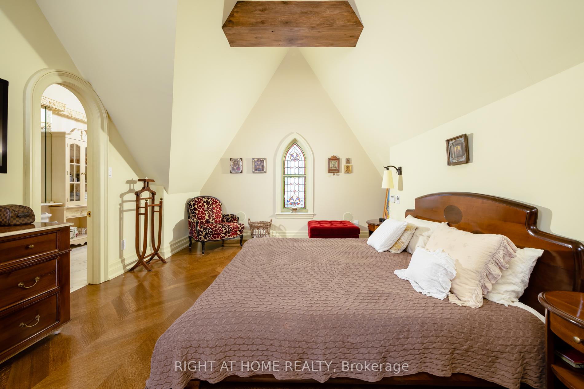 Photo 20 of 51 Hazelton Avenue, Toronto, The Annex — HOMEH
