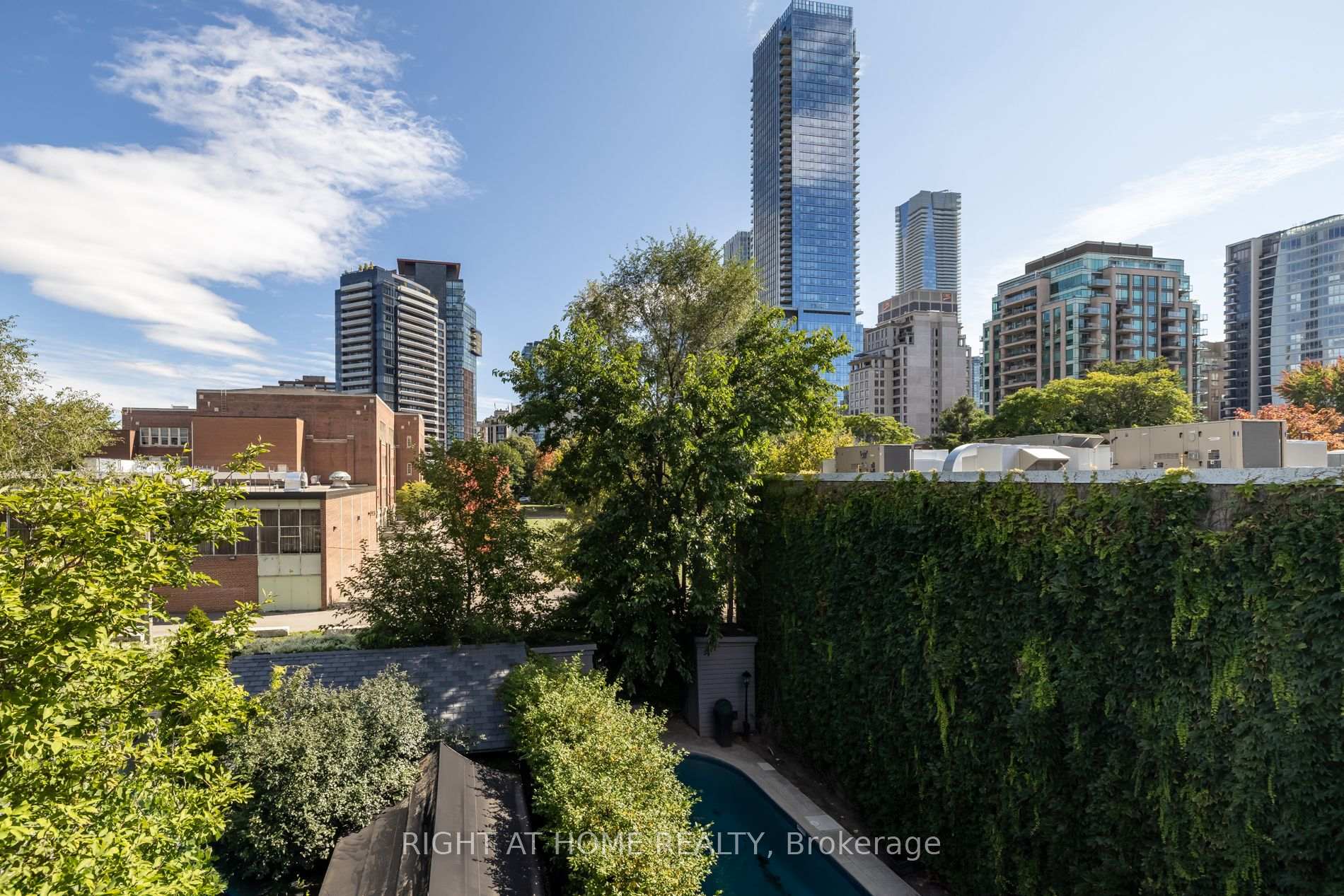 Photo 35 of 51 Hazelton Avenue, Toronto, The Annex — HOMEH