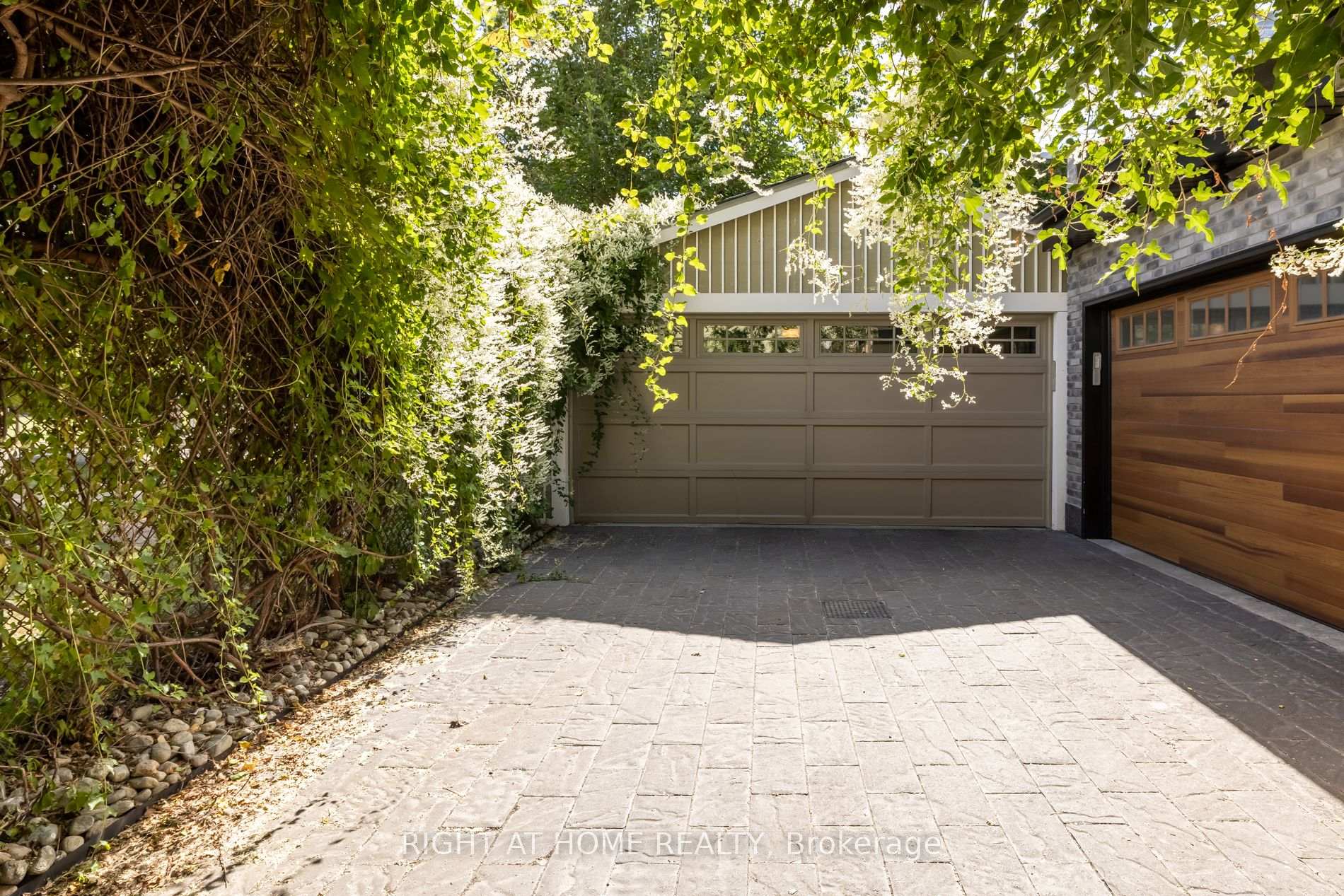 Photo 37 of 51 Hazelton Avenue, Toronto, The Annex — HOMEH
