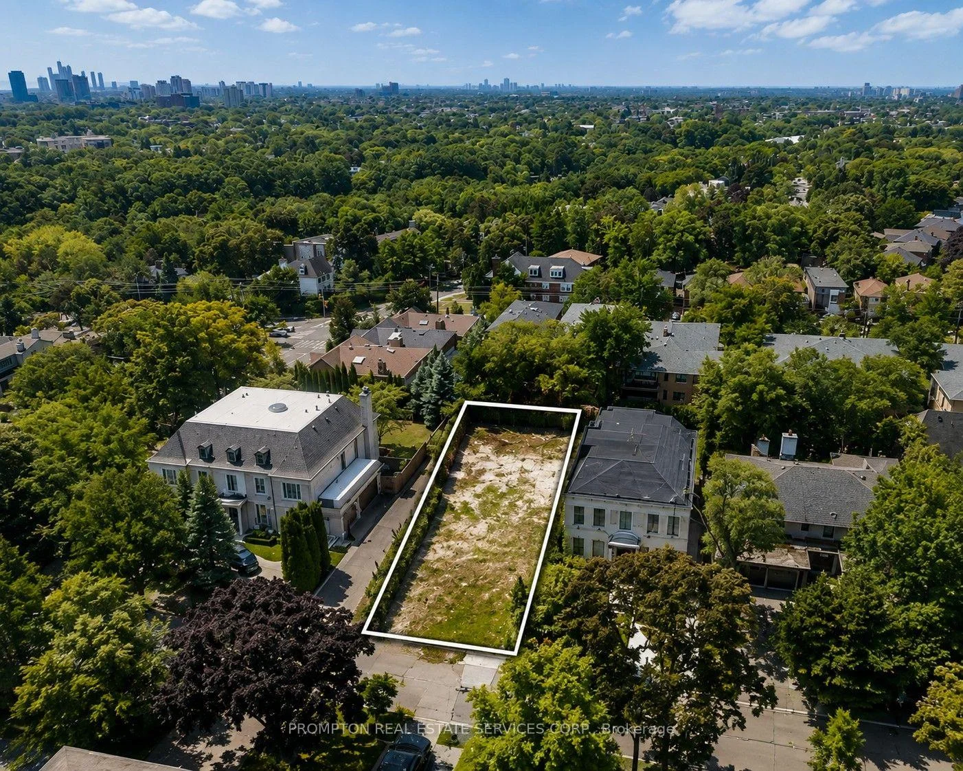 Photo 11 of 106A Richview Avenue, Toronto, Forest Hill South — HOMEH