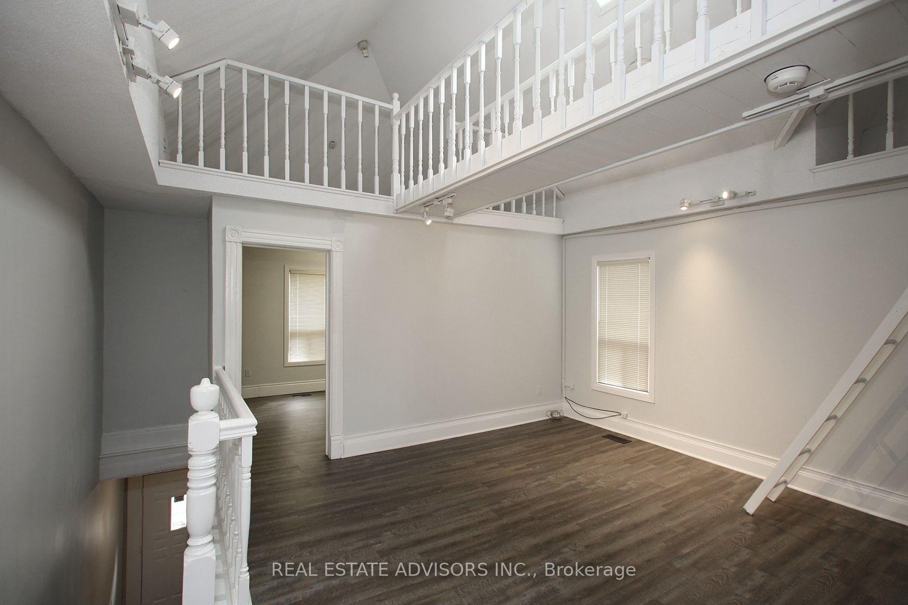 Photo 16 of 7924 Kipling Avenue, Vaughan, West Woodbridge — HOMEH