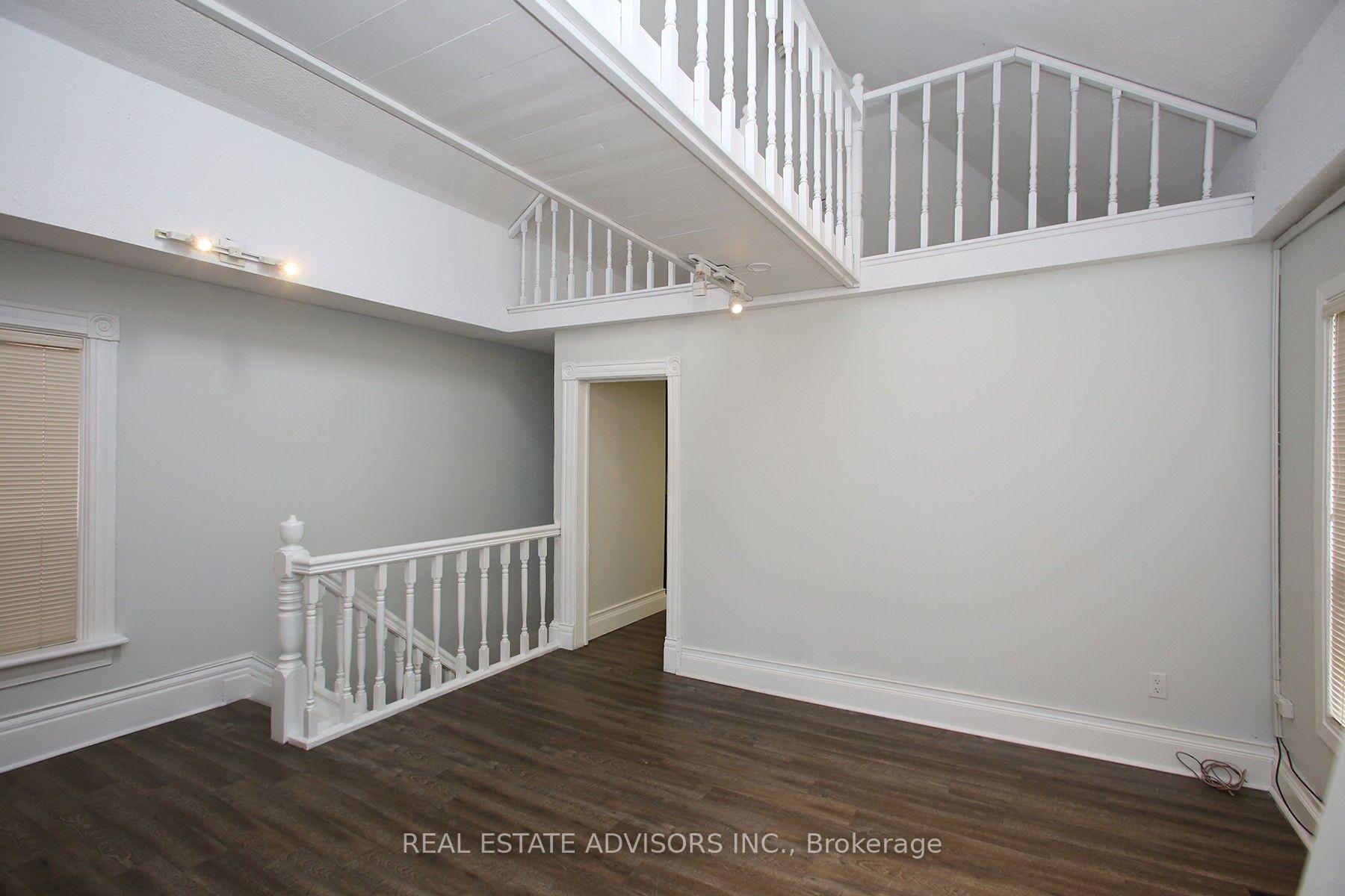 Photo 17 of 7924 Kipling Avenue, Vaughan, West Woodbridge — HOMEH