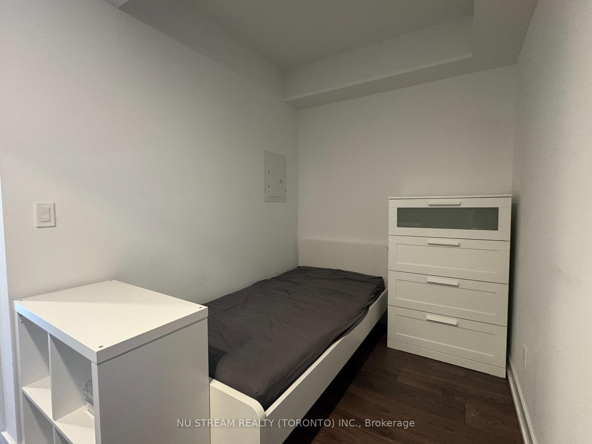 Photo 5 of Unit 1710, 501 Yonge Street, Toronto, Church-Yonge Corridor — HOMEH
