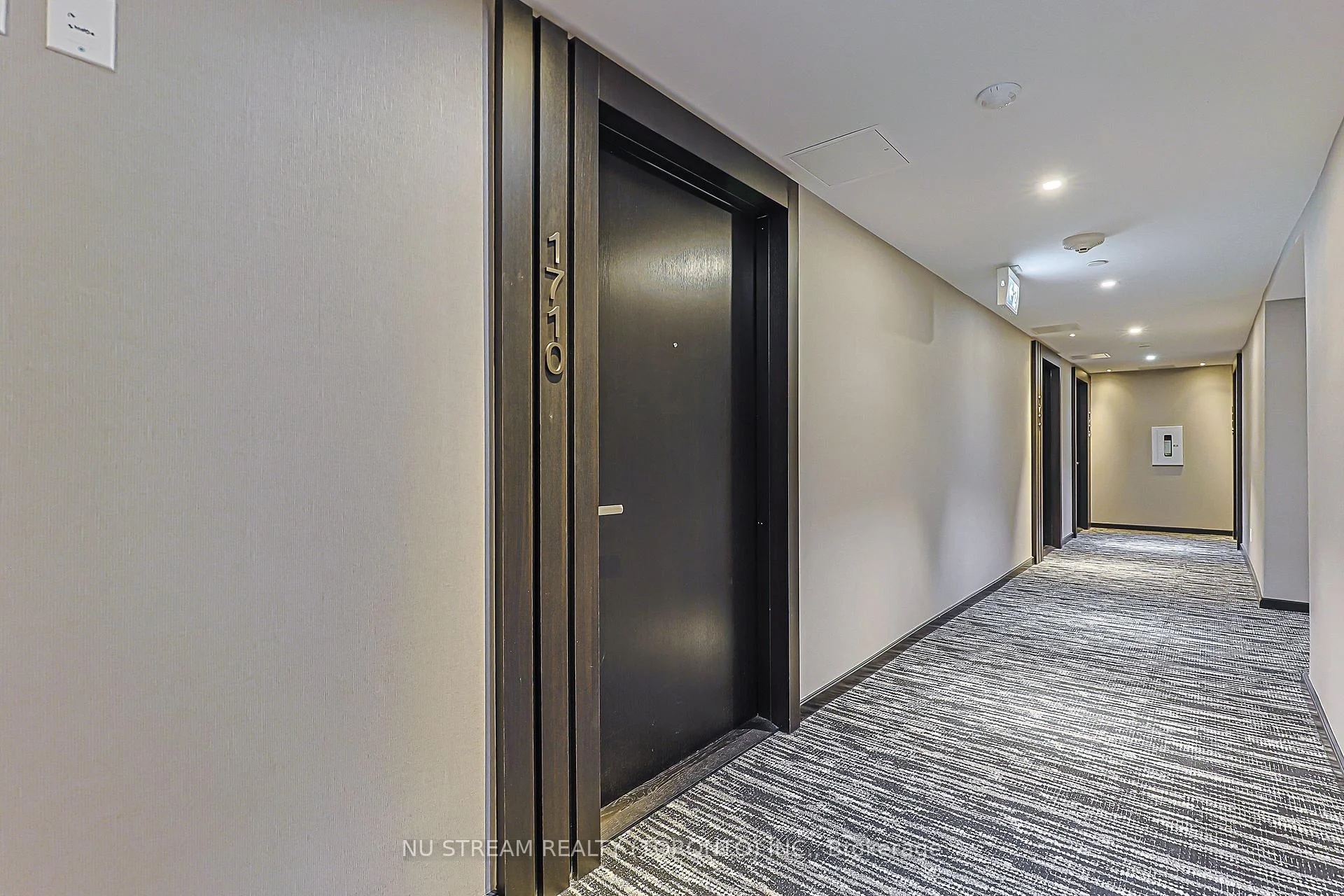 Photo 10 of Unit 1710, 501 Yonge Street, Toronto, Church-Yonge Corridor — HOMEH