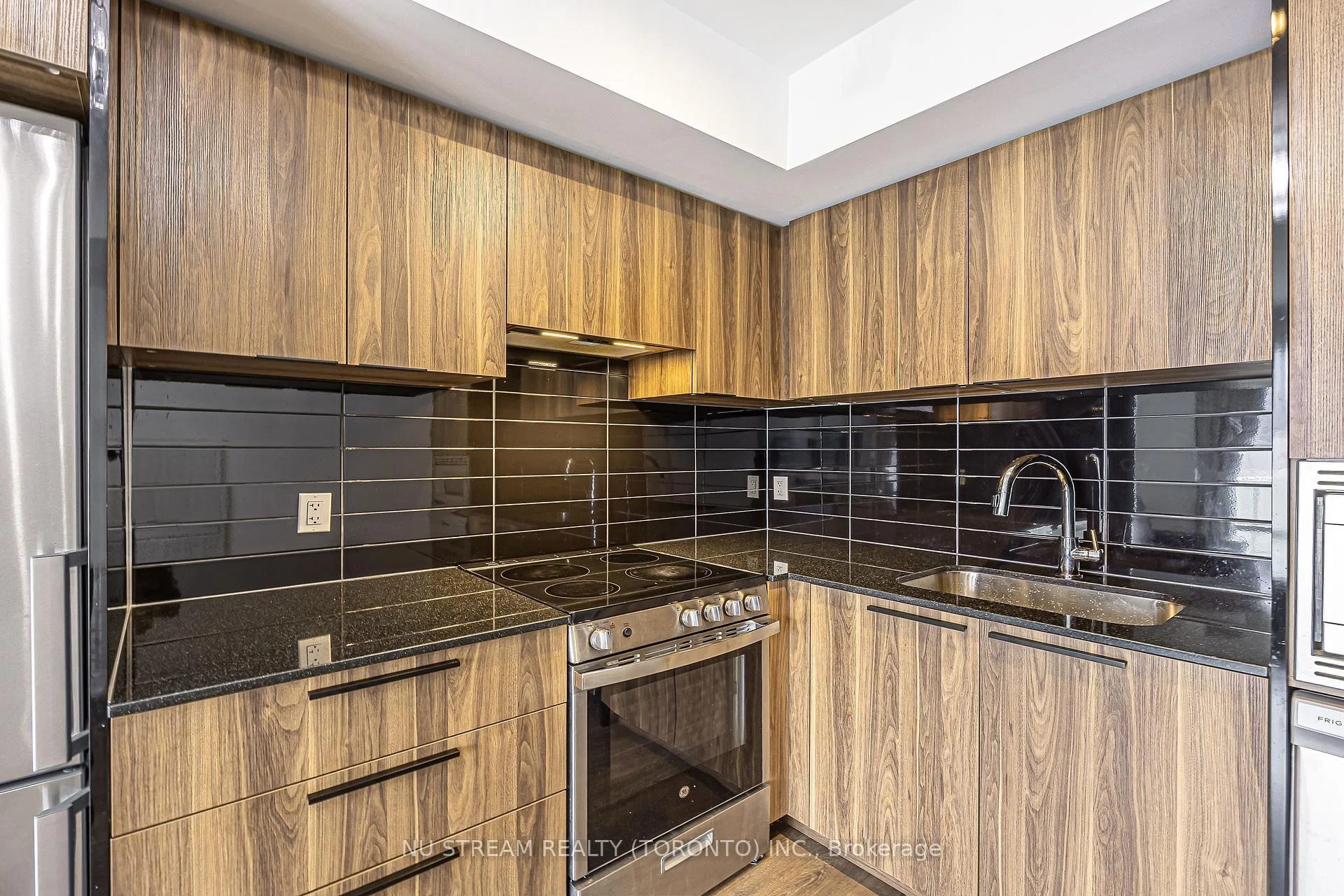 Photo 31 of Unit 1710, 501 Yonge Street, Toronto, Church-Yonge Corridor — HOMEH