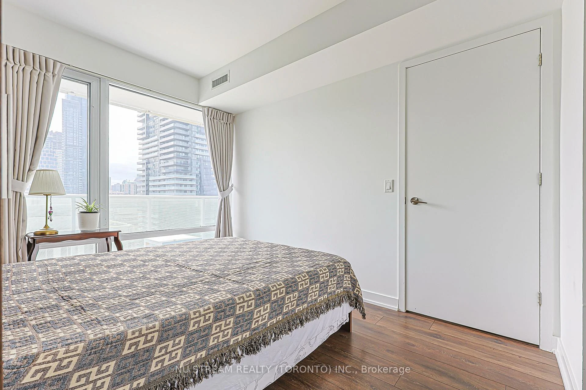 Photo 47 of Unit 1710, 501 Yonge Street, Toronto, Church-Yonge Corridor — HOMEH