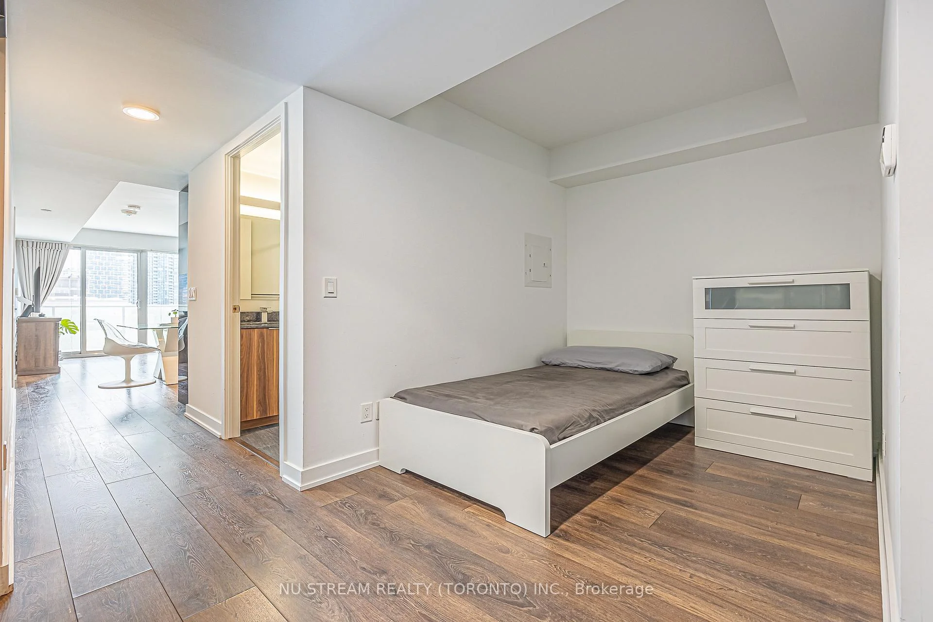 Photo 49 of Unit 1710, 501 Yonge Street, Toronto, Church-Yonge Corridor — HOMEH