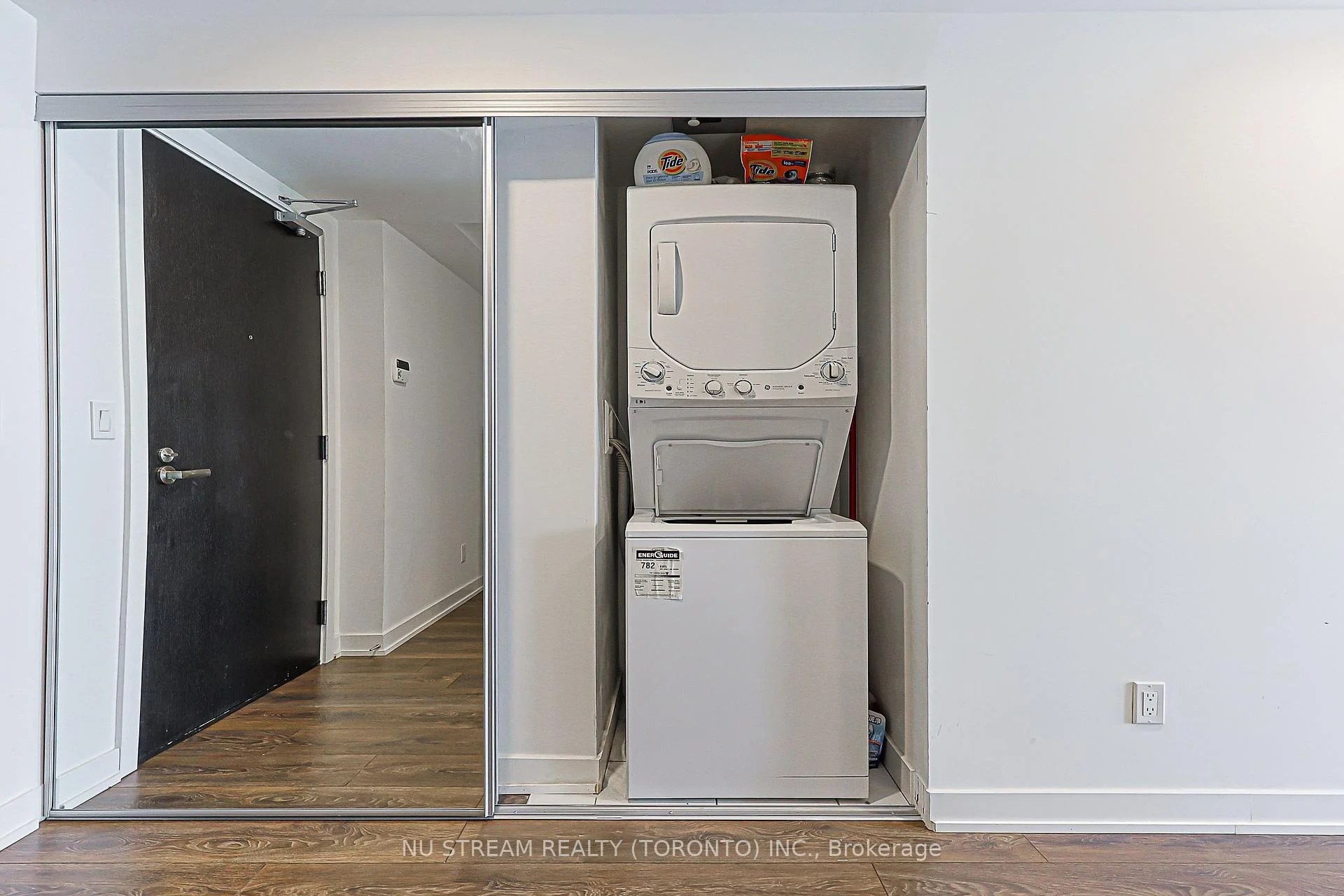 Photo 52 of Unit 1710, 501 Yonge Street, Toronto, Church-Yonge Corridor — HOMEH