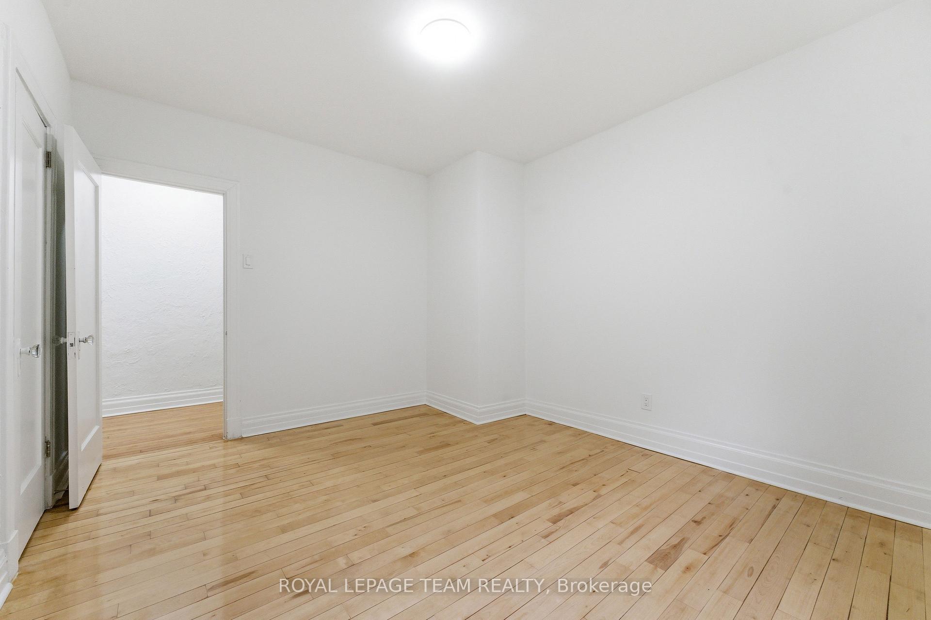 Photo 15 of Unit 30, 235 Cooper Street, Ottawa, Ottawa Centre — HOMEH