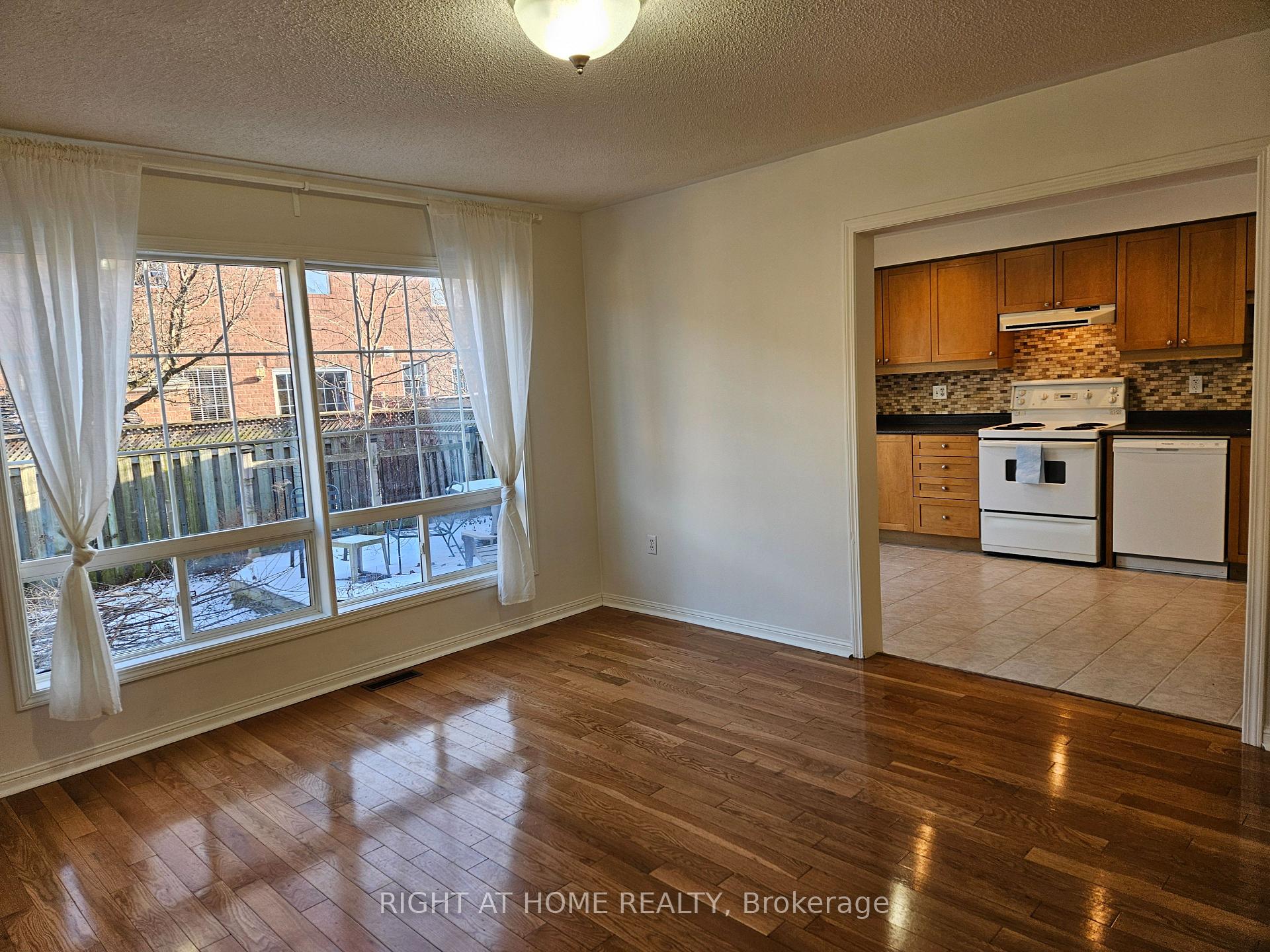Photo 9 of 1020 Yates Drive, Milton, Beaty — HOMEH