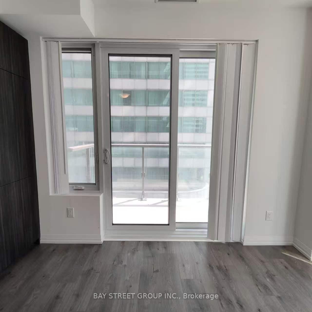 Photo 6 of Unit 1612, 8 Widmer Street, Toronto, Waterfront Communities — HOMEH