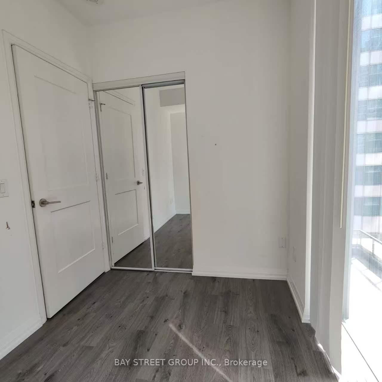 Photo 12 of Unit 1612, 8 Widmer Street, Toronto, Waterfront Communities — HOMEH