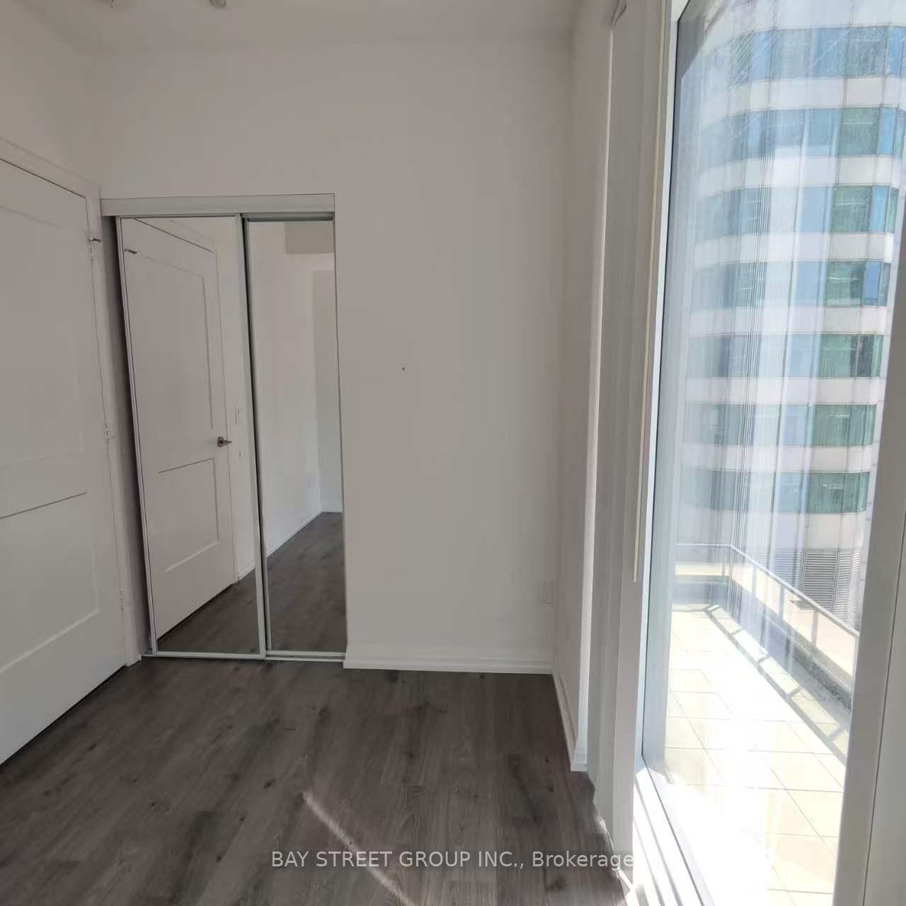 Photo 13 of Unit 1612, 8 Widmer Street, Toronto, Waterfront Communities — HOMEH
